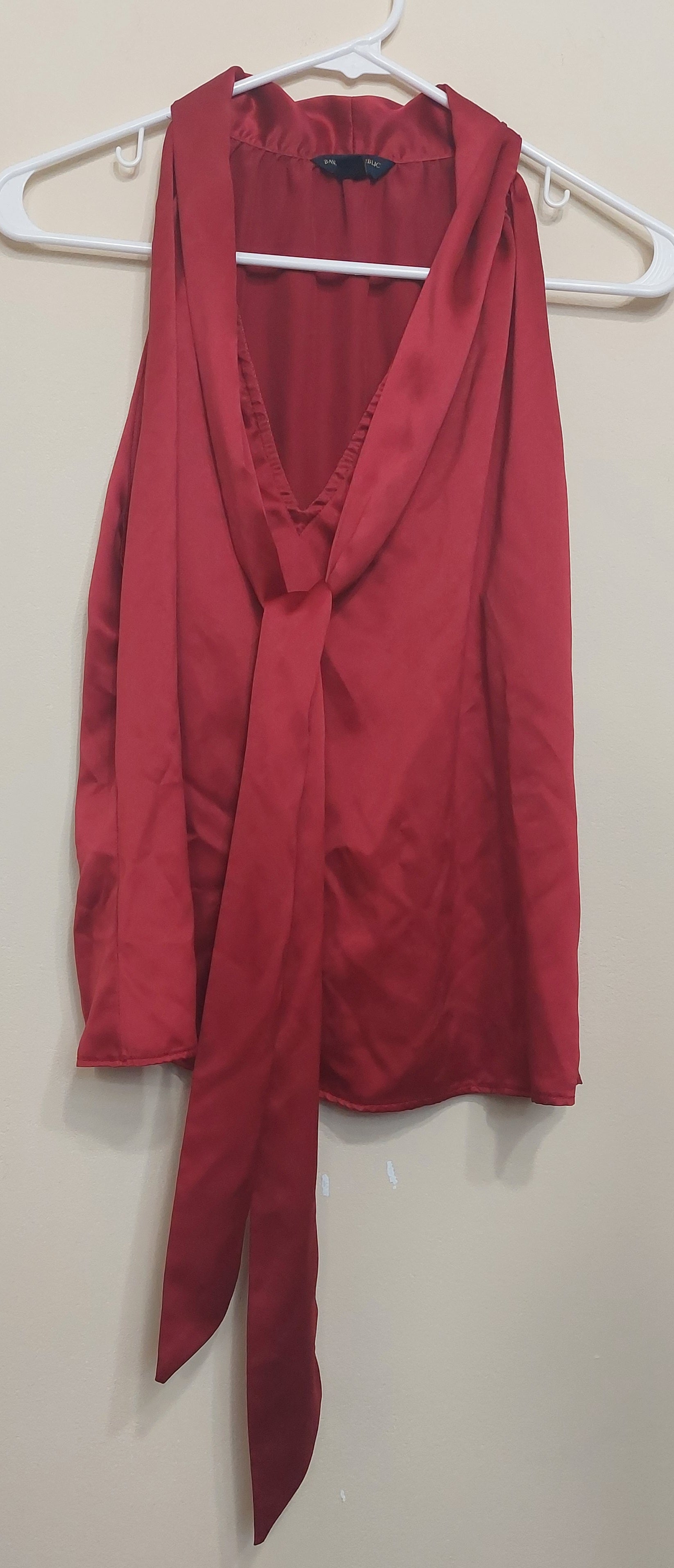 4 38 Banana Republic Large Sleeveless Tie Neck Blouse Red