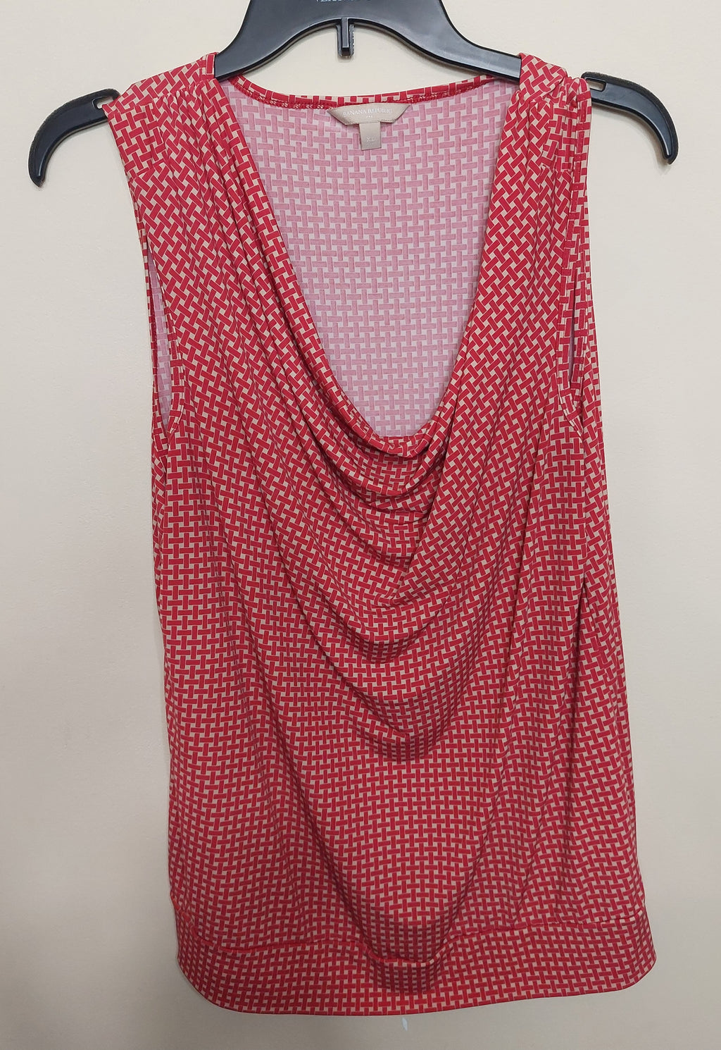 5 10 Banana Republic Size XL Sleeveless Cowl Neck Red & White Patterned Top