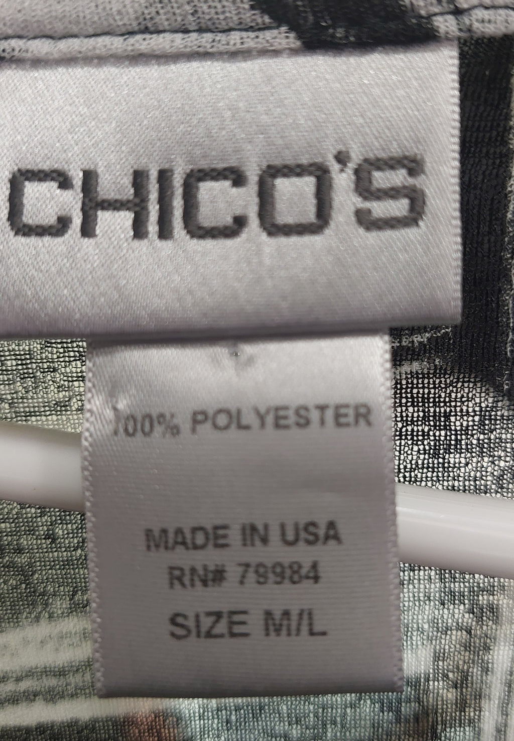 2 32 Chicos Black and White print Top Size medium large