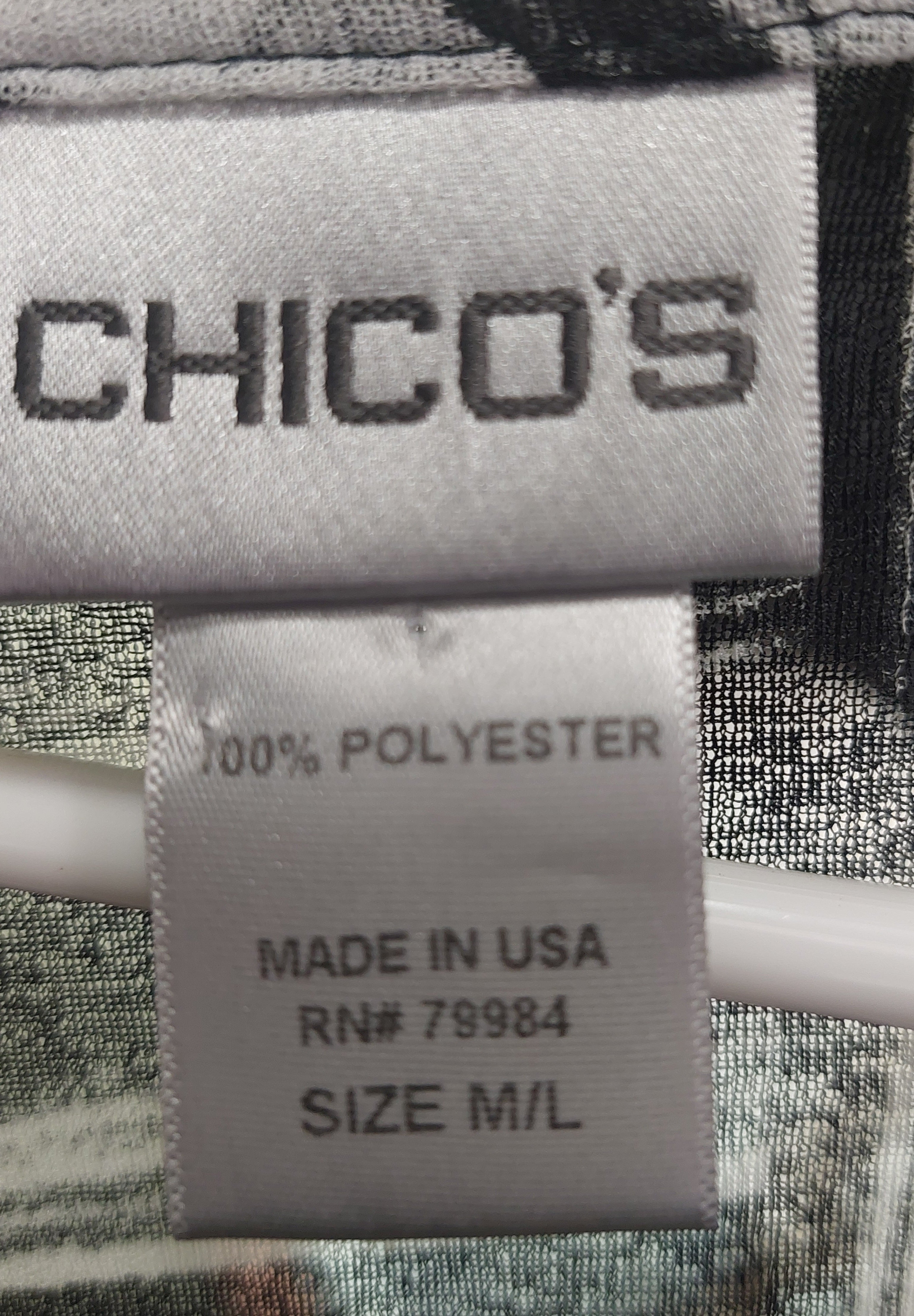 2 32 Chicos Black and White print Top Size medium large