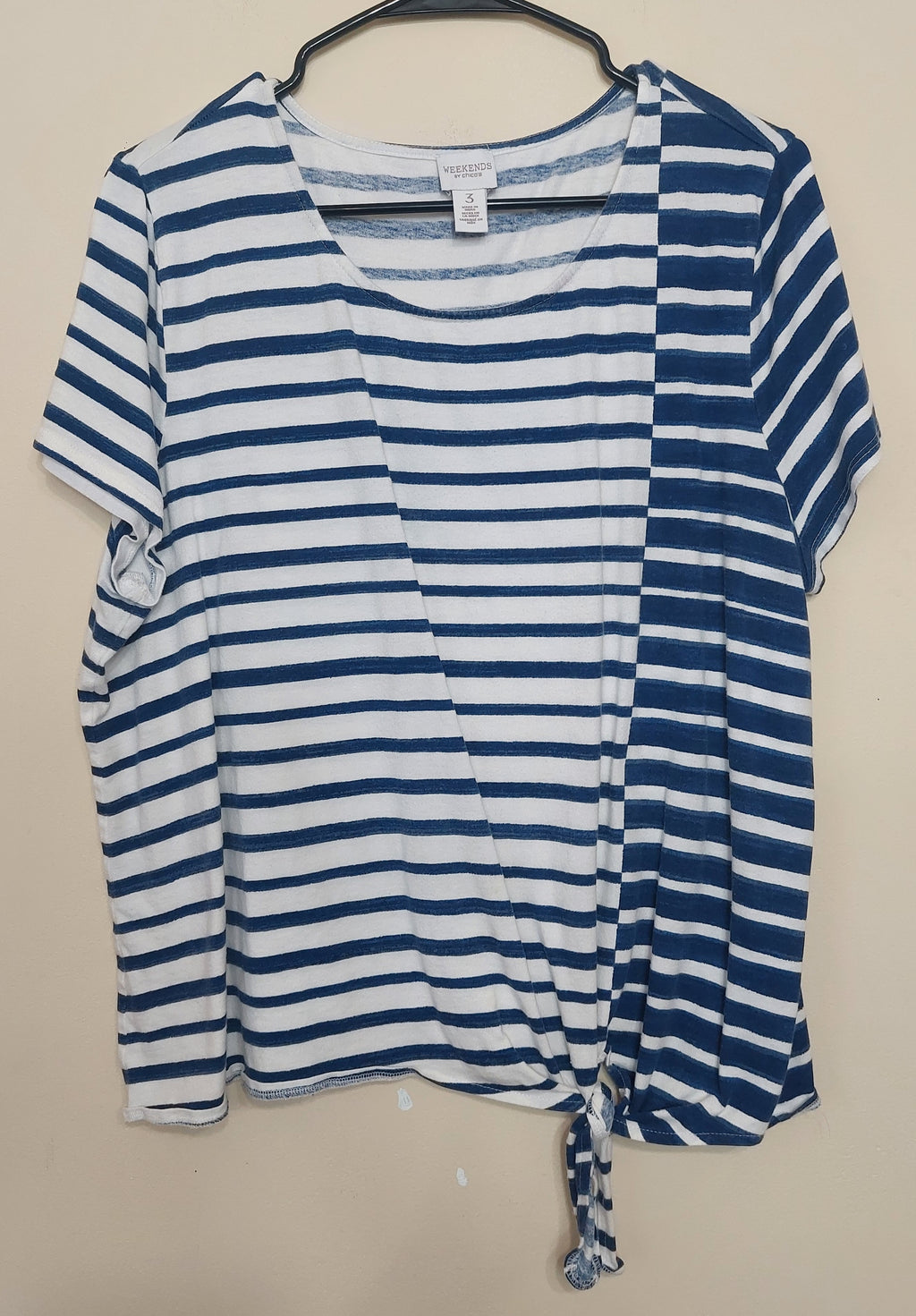 8 10 Weekends by Chico's Size XL 3 Blue White Striped Tie Front Knit Top Short Sleeve