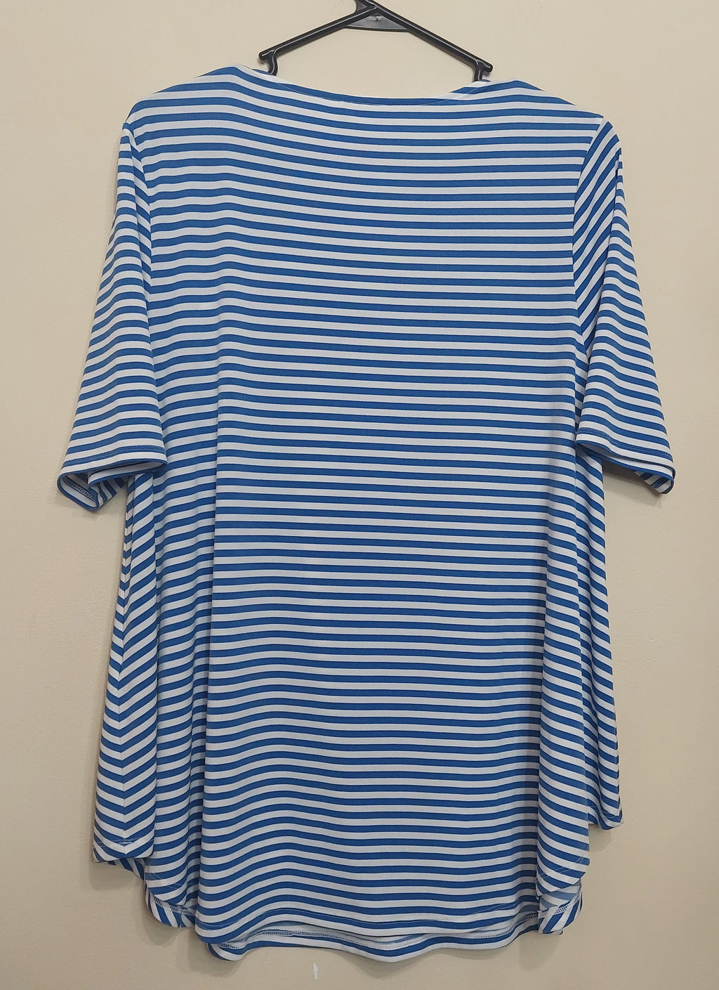 4 21 Chicos 1 Blue White Stripe Cutout Neck Top