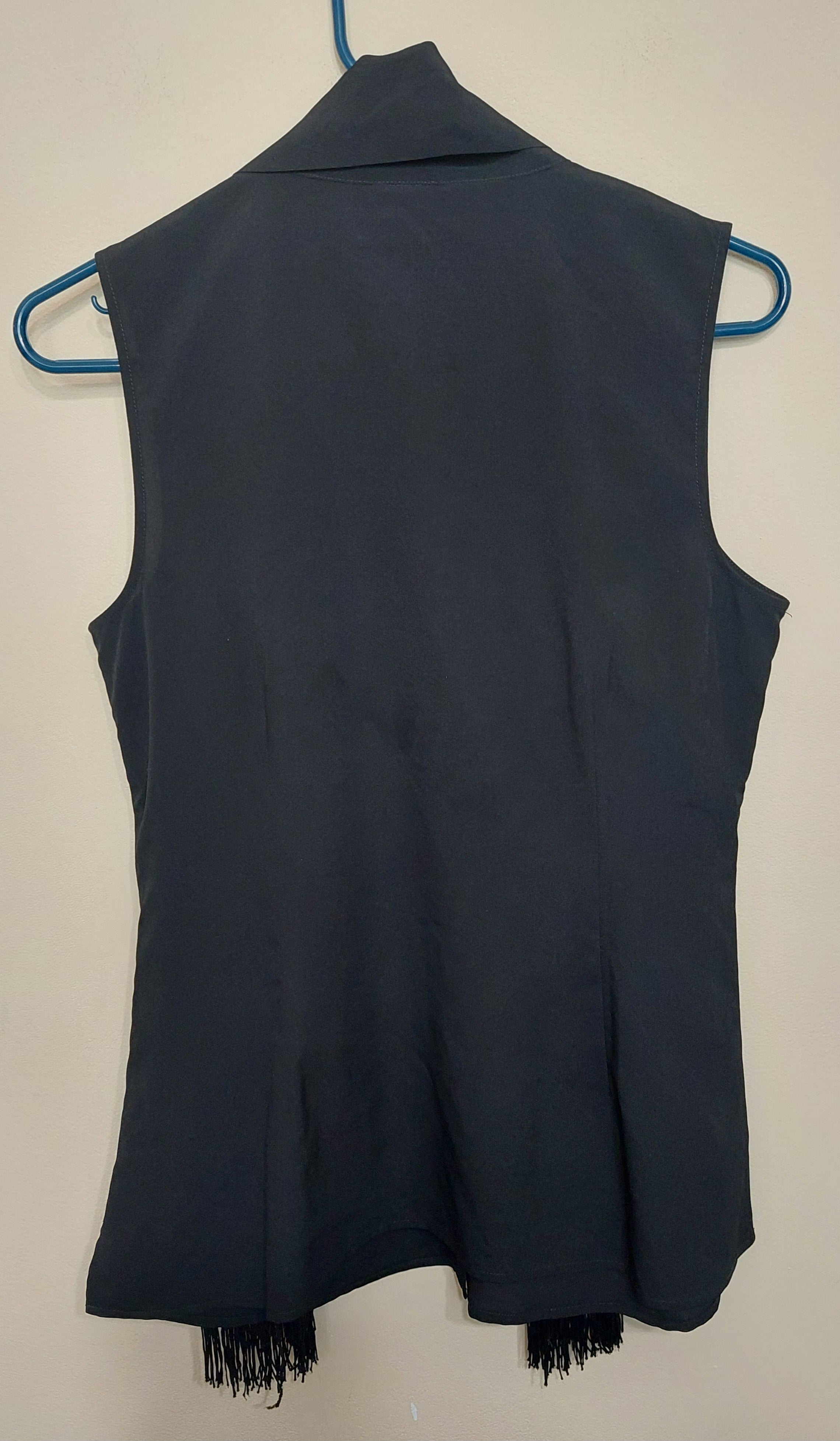 5 11 CAbi California Fringed-Panel Sleeveless V-Neck Blouse Size S