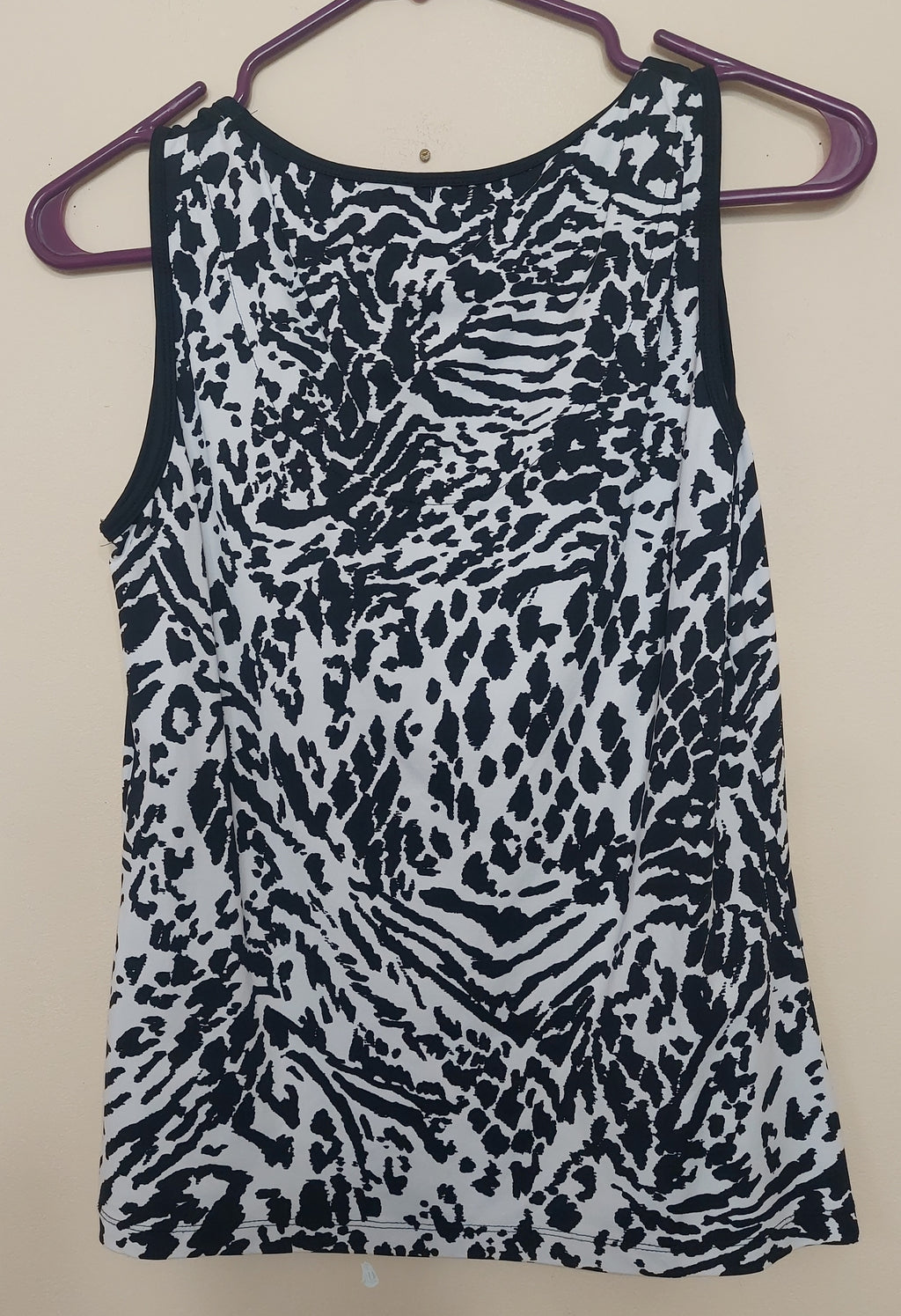 8 11 Chico's Zenergy 0 Black White Animal Print Tank Top Sleeveless