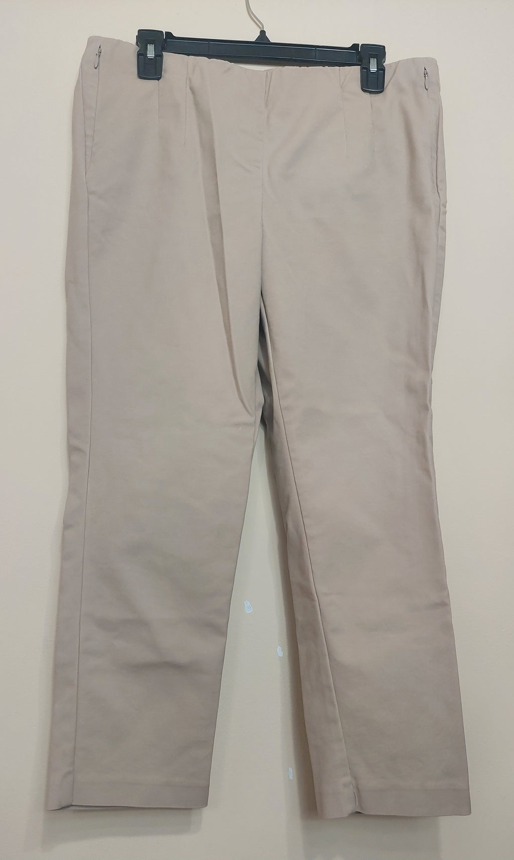 4 42 Chicos Travelers Petite 14 Khaki Straight Leg Career Pants