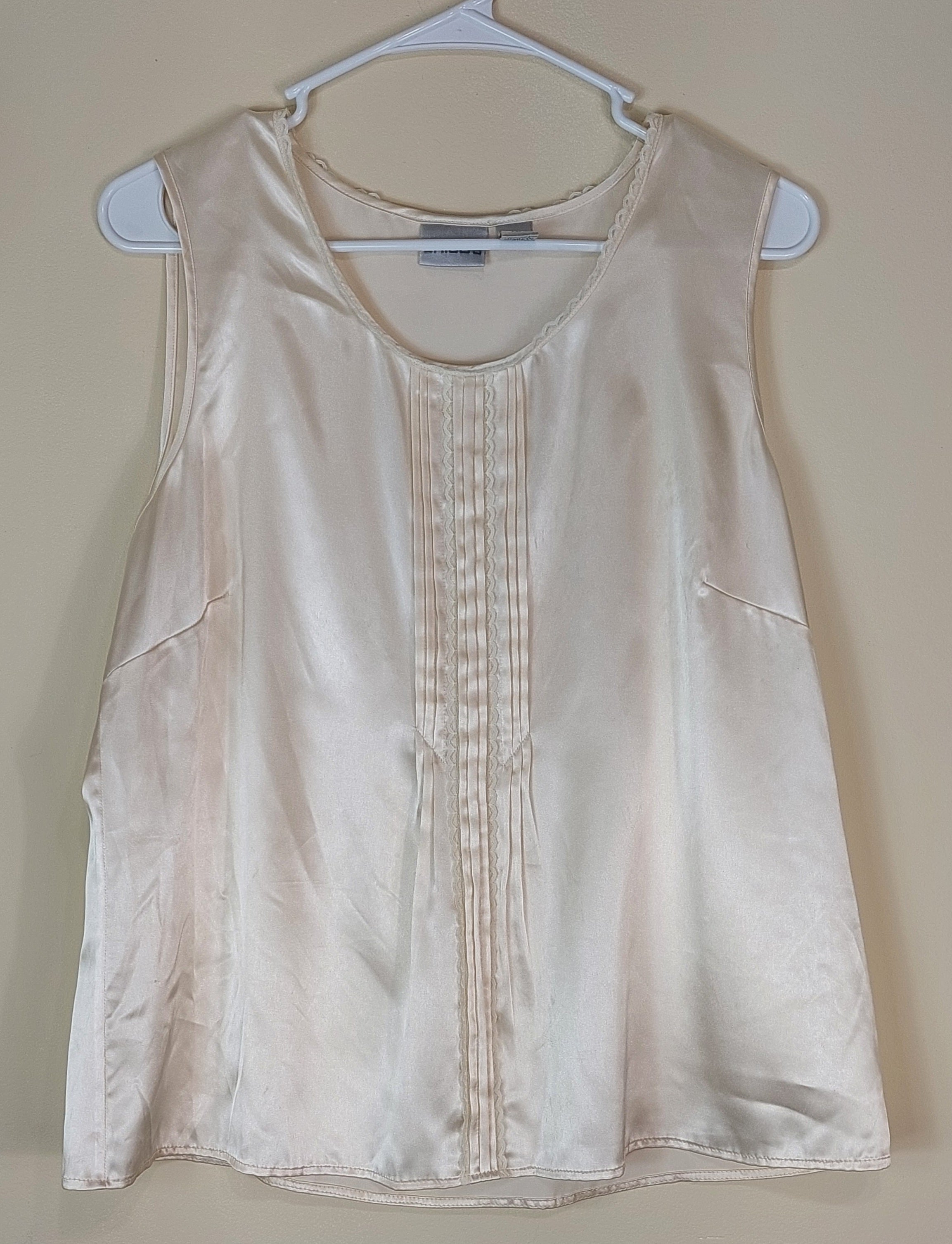1 16 Chicos Off White Sleveless Blouse Silky Satin Blouse Size 2
