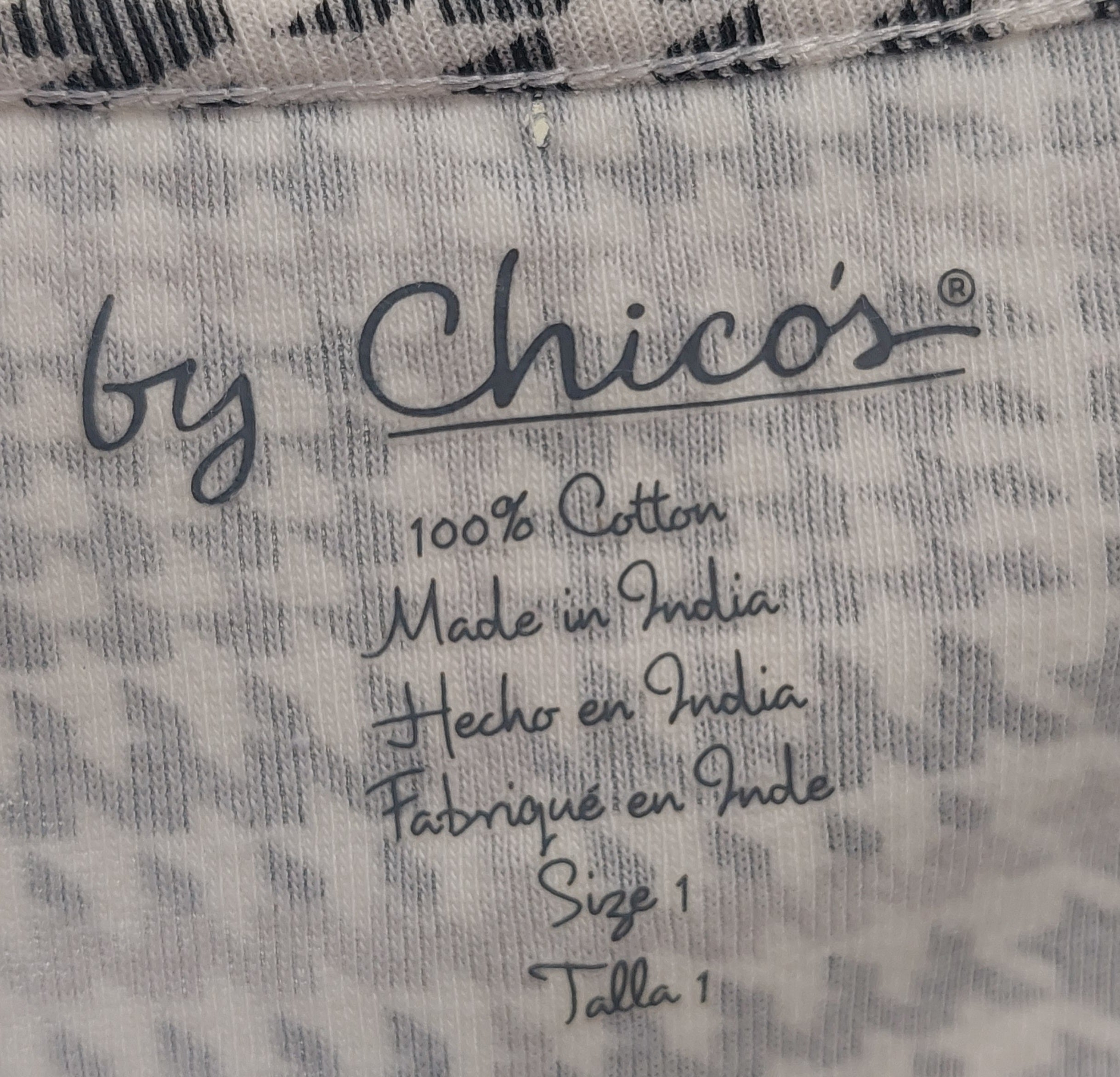 2 46 Chicos Houndstooth black gray Top long sleeve Size 1
