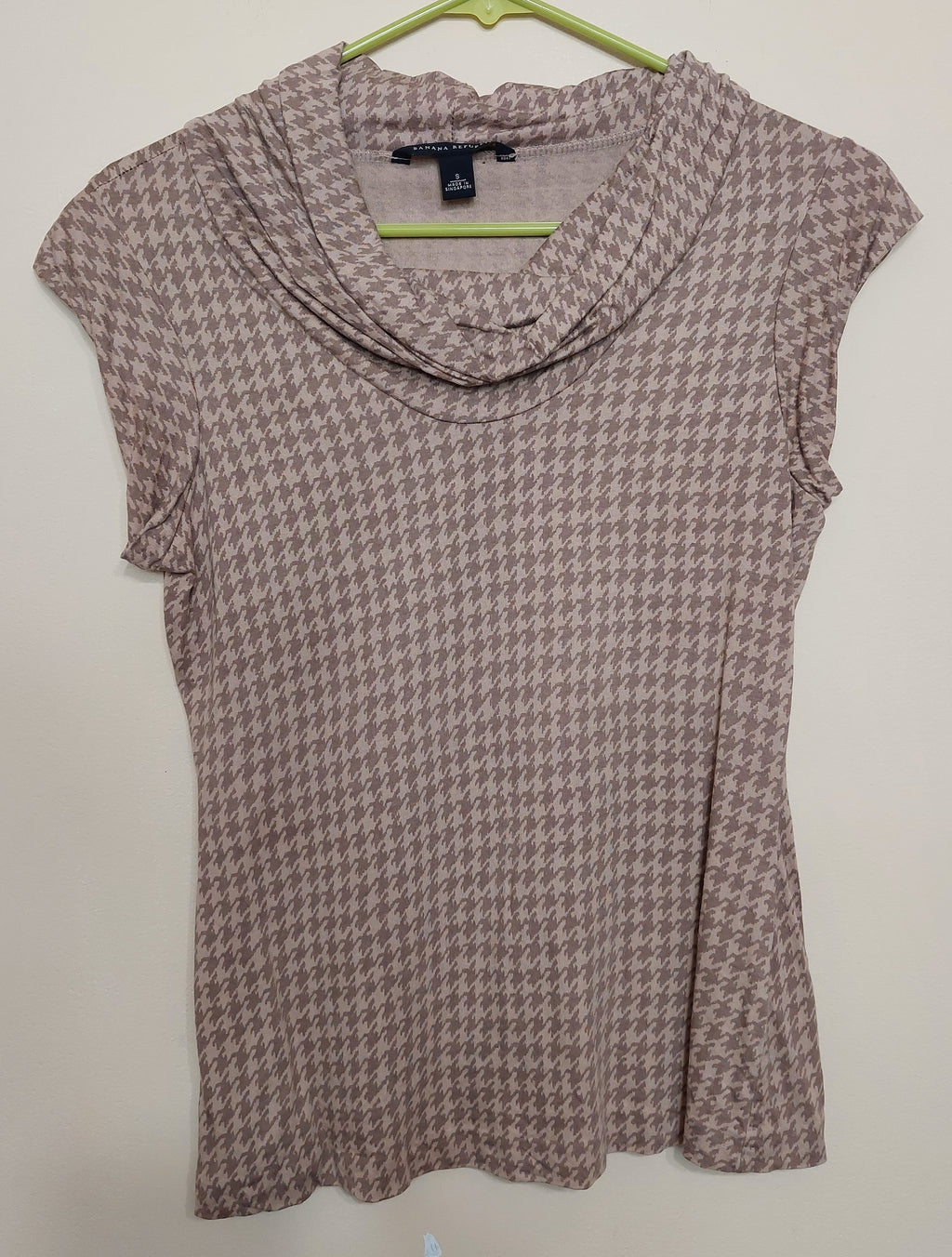 6 17 Banana Republic Womens Small Houndstooth Cowl Neck Knit Top
