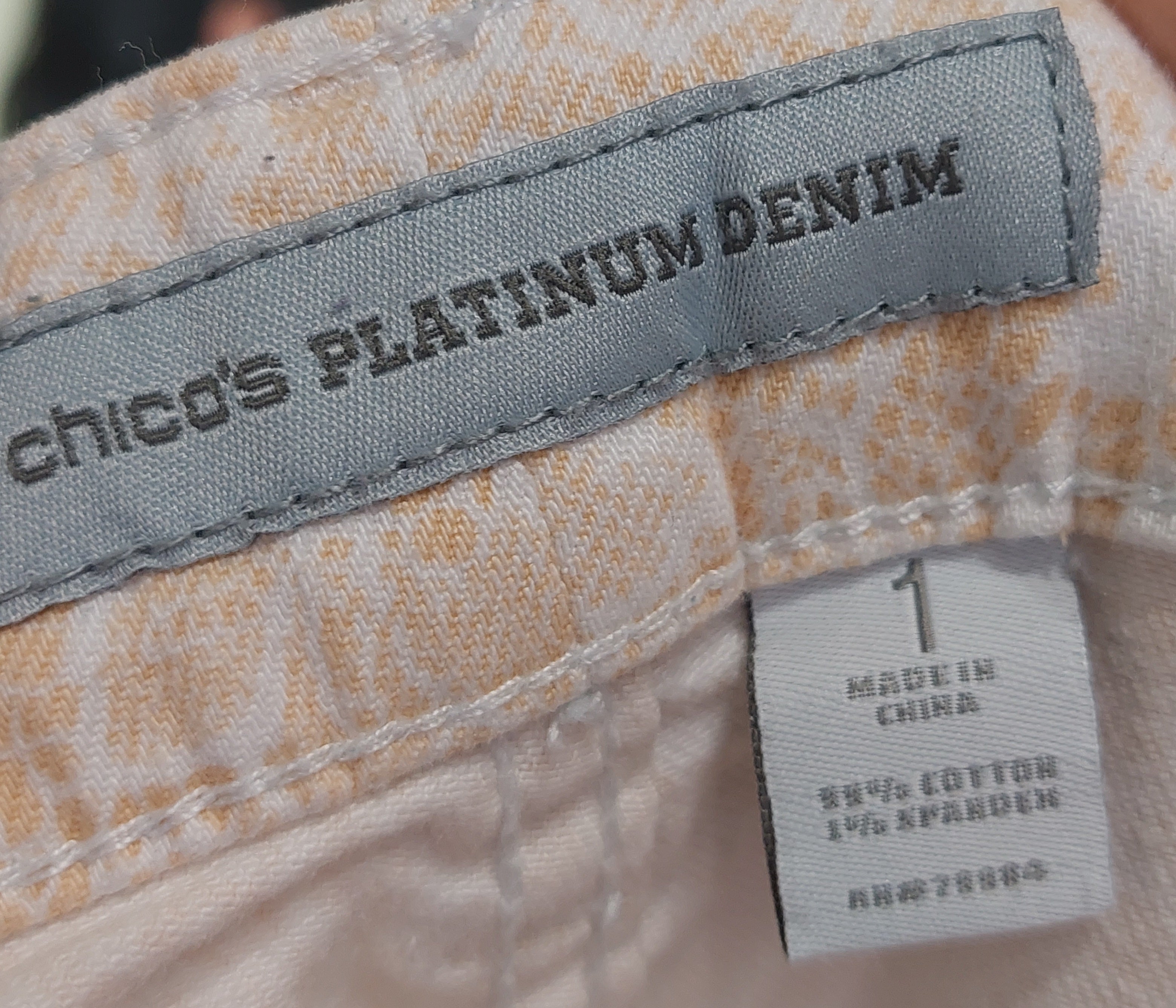 2 28 Chicos peach print pants Size 1