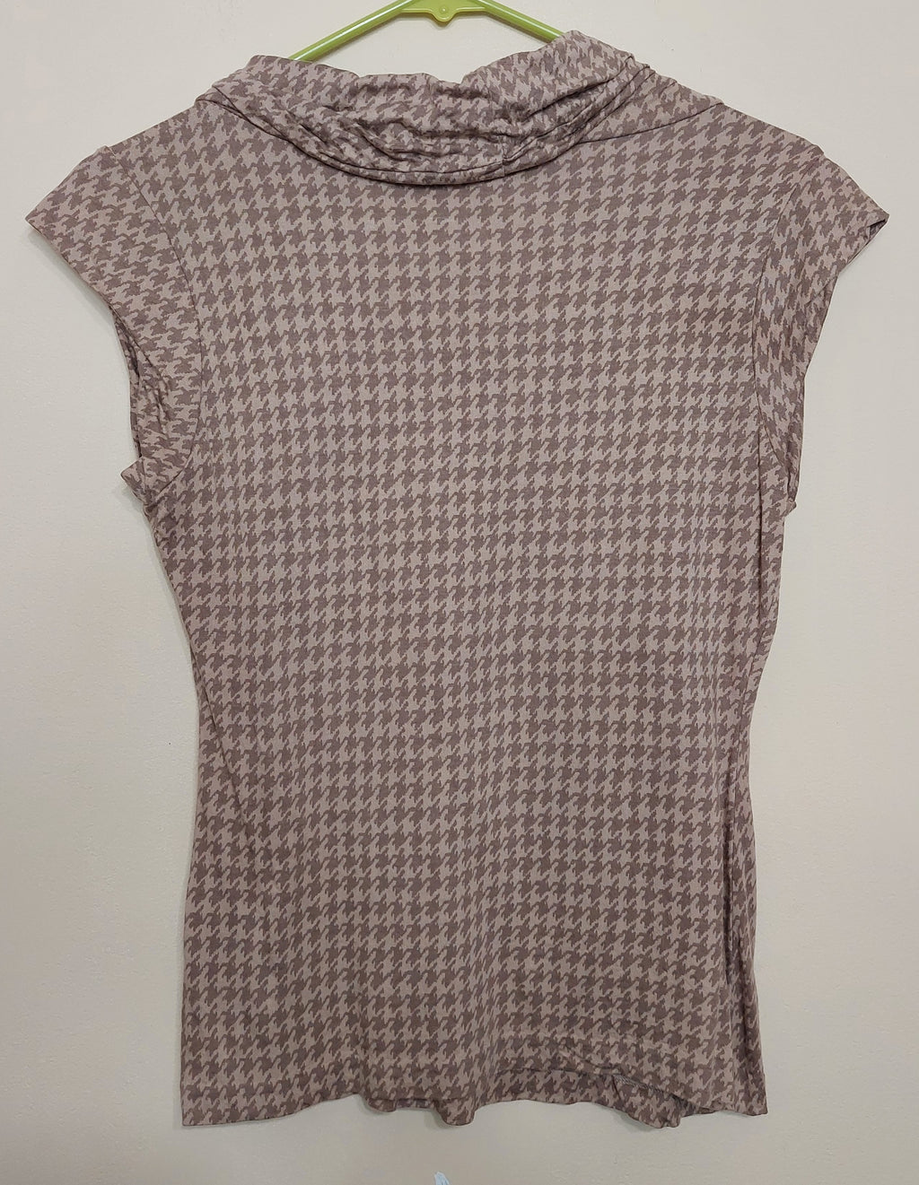 6 17 Banana Republic Womens Small Houndstooth Cowl Neck Knit Top