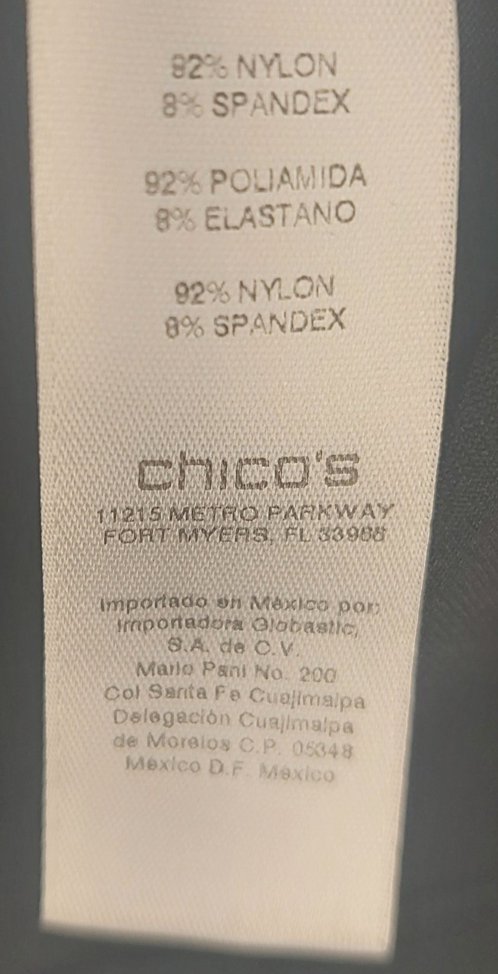 9-17 Chico’s Size Medium  Black Sleeveless Stretch Tank Top Scoop Neck Basic