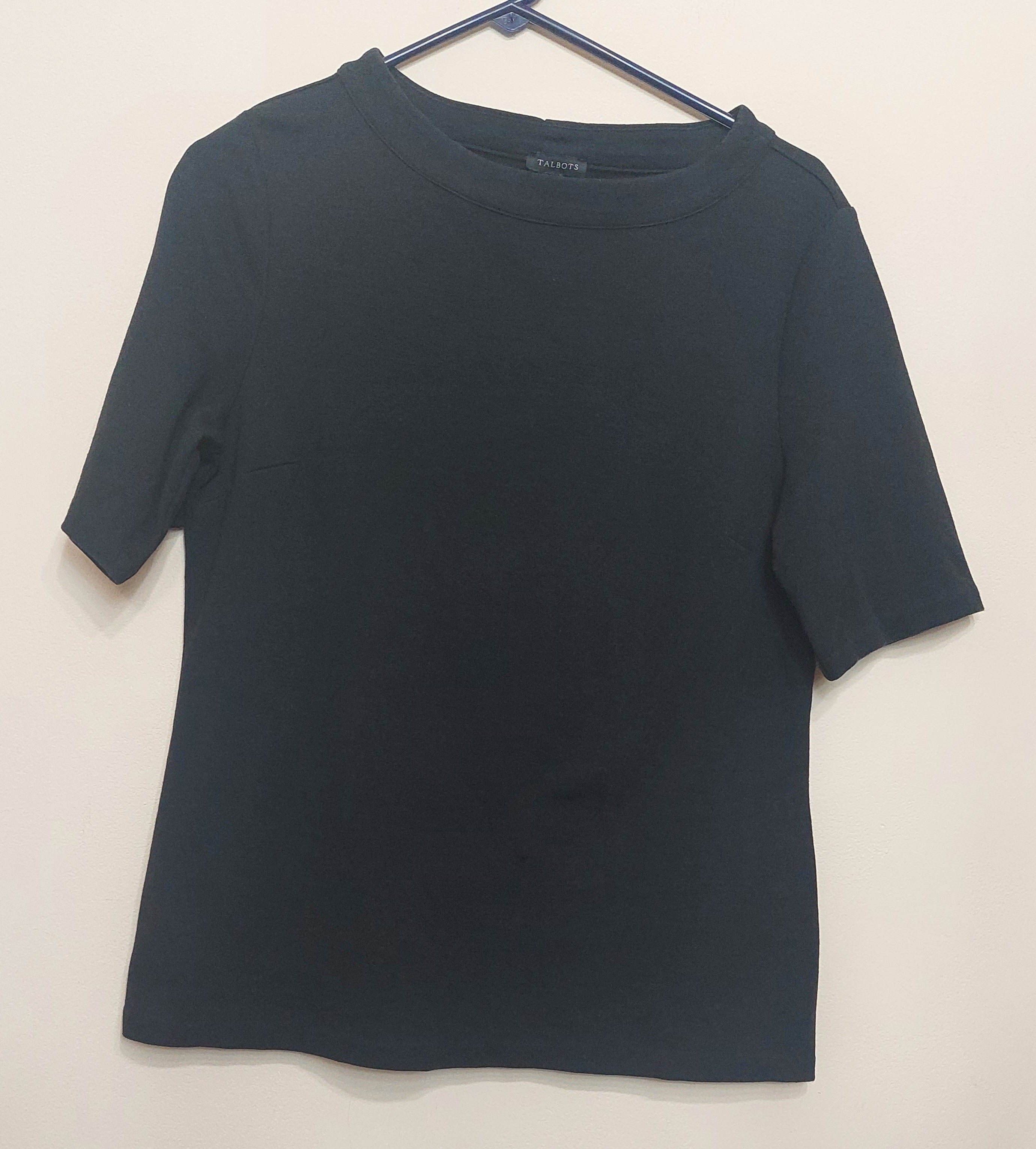 4 01 Talbots Black Knit Top Short Sleeve Classic Career Casual Tee Medium