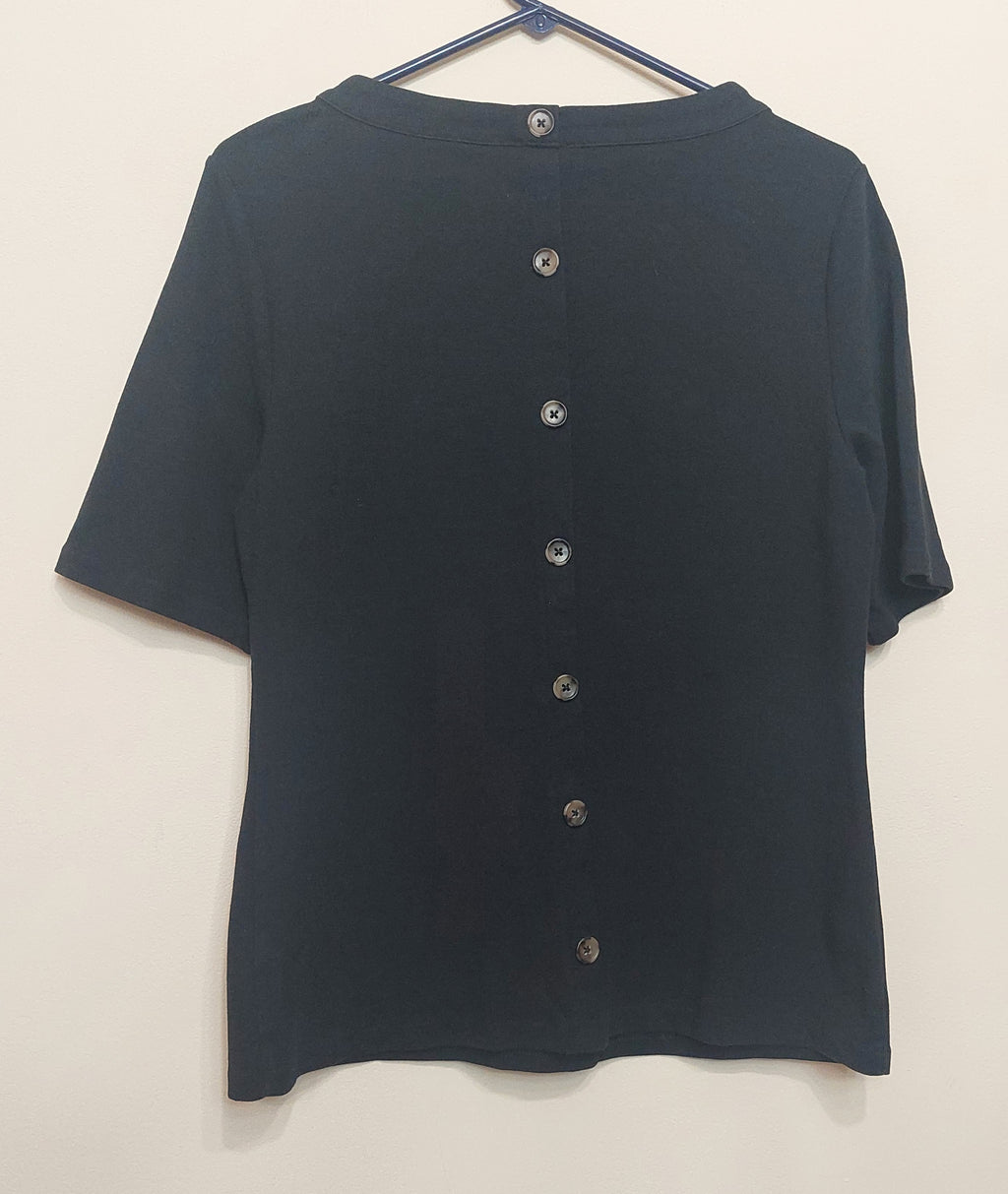 4 01 Talbots Black Knit Top Short Sleeve Classic Career Casual Tee Medium