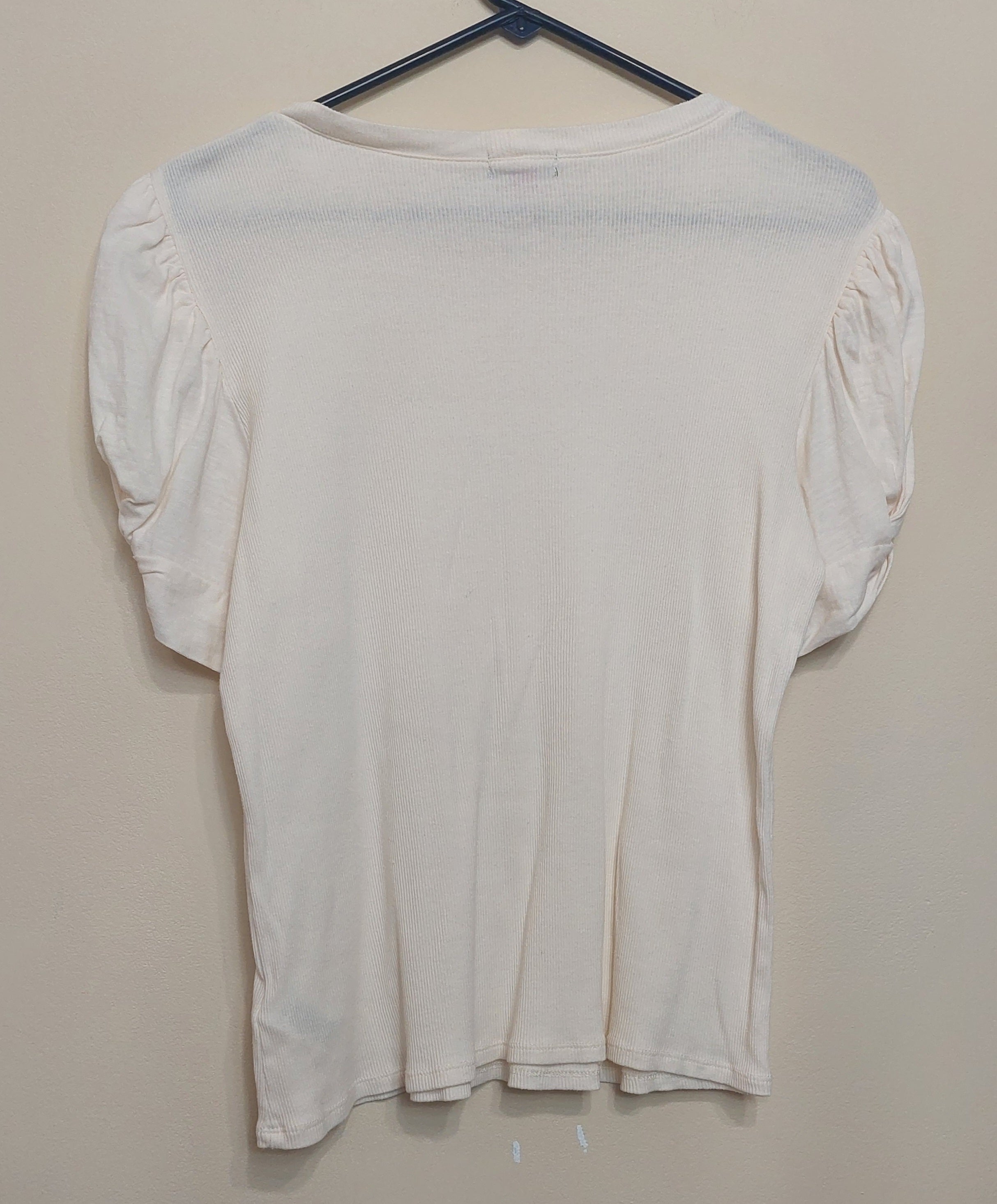 4 16 Vince Camuto Size L Puff Sleeve Ribbed Top Ivory