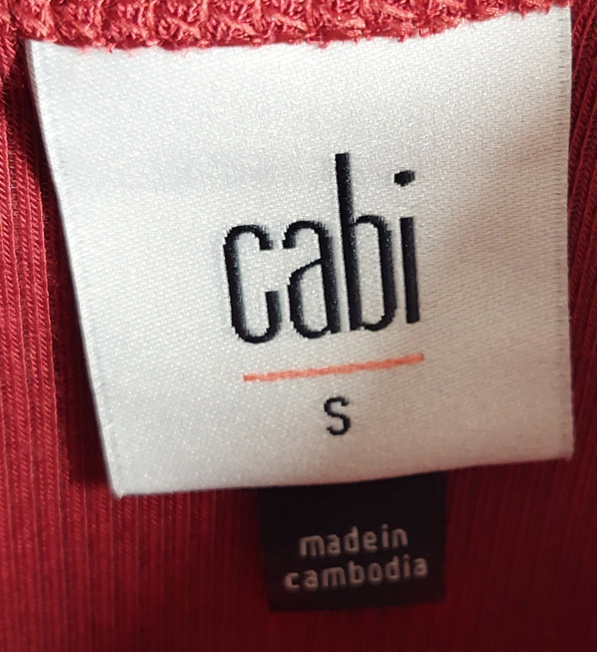 8-19 CAbi Size S Ribbed V Neck Sleeveless Tank Top Rose Pink Stretch