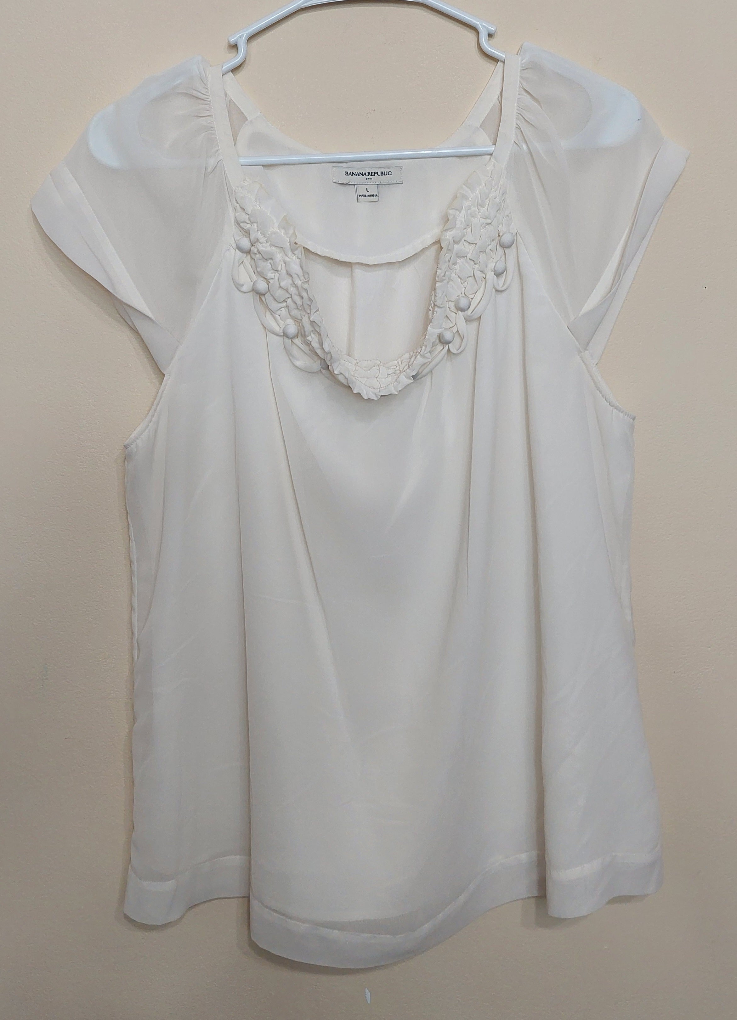 6 02 Banana Republic Large White Embellished Chiffon Blouse Womens