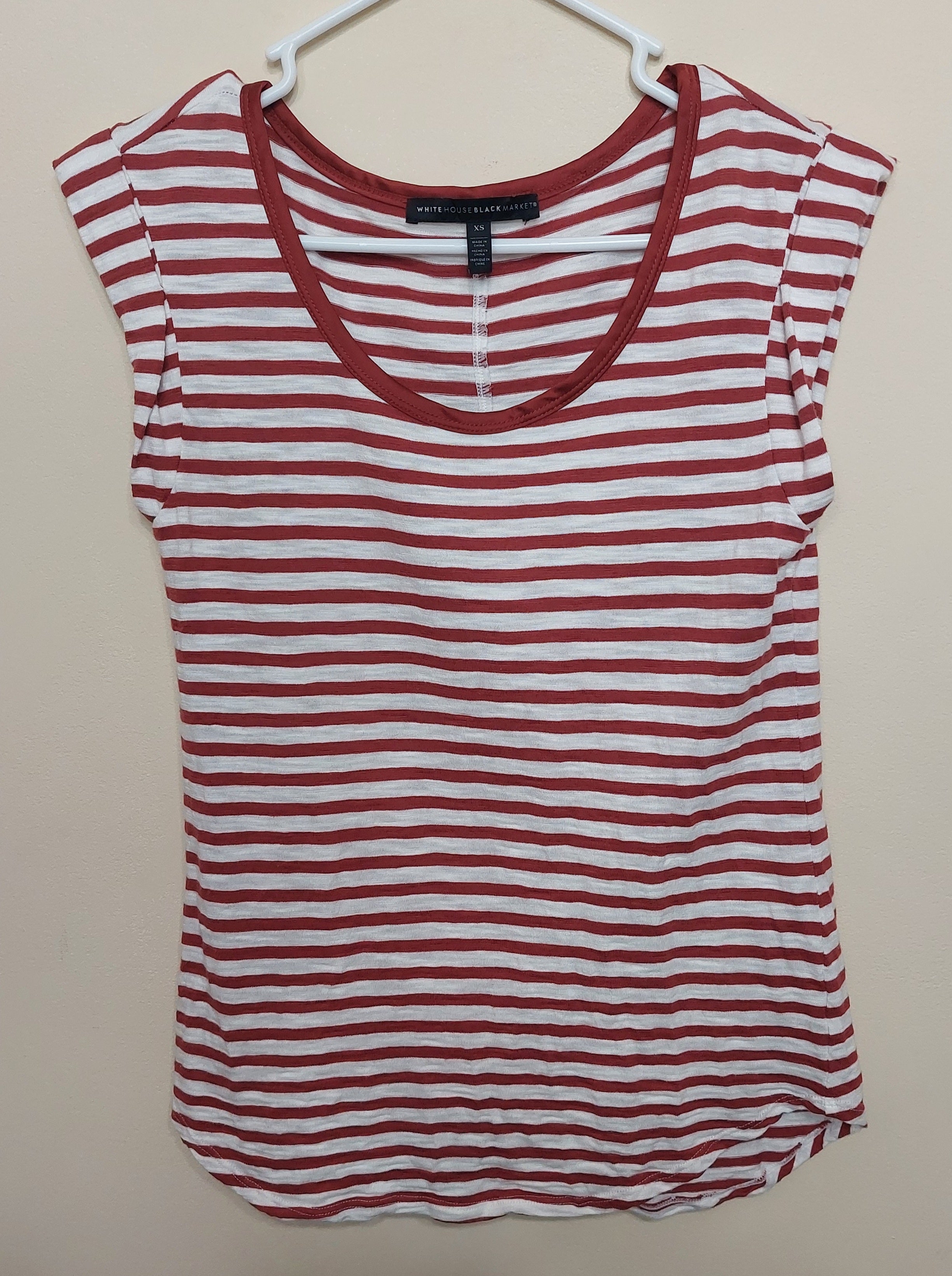 5 20 White House Black Market Red an White Stripe Scoop Neck Slub Tee Size S