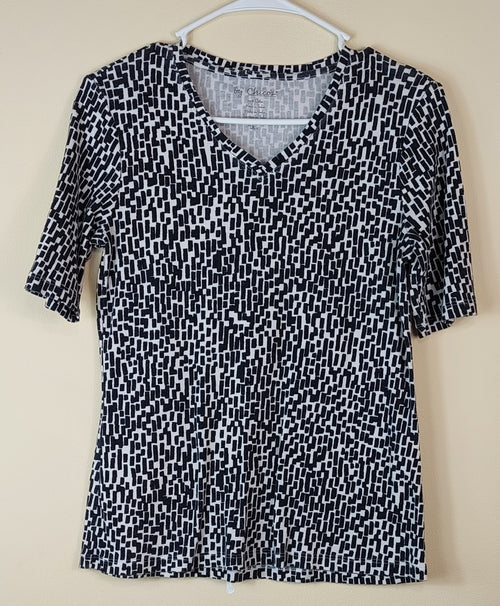 1 24 Chicos Top Decorative Black Retangles on White Patern Size 0
