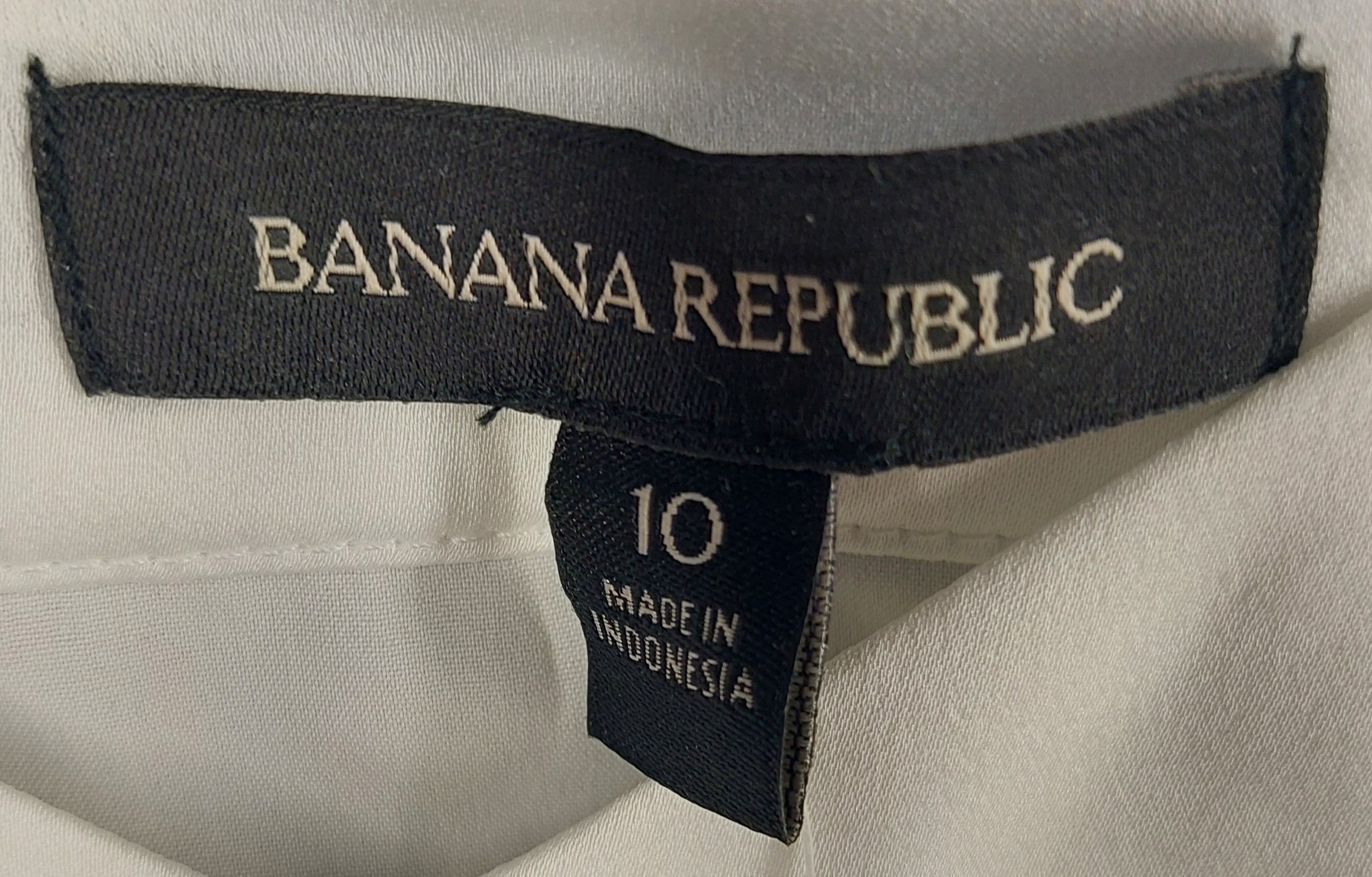 8-21 Banana Republic Factory Size 10 NWT Polka Dot Cami Tank Top White Black