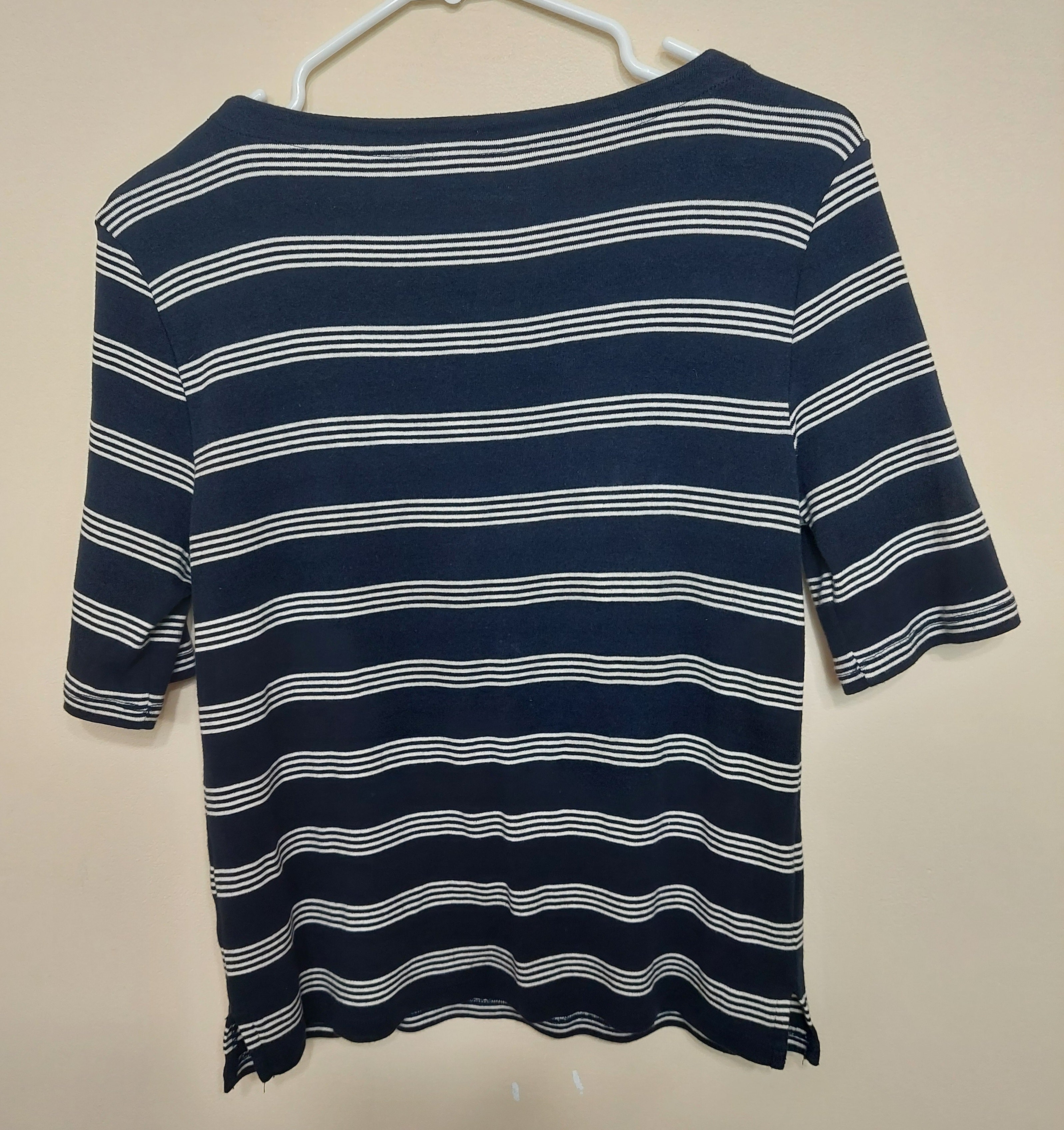 5 22 Talbots Navy White Stripe Split Neck Top Medium