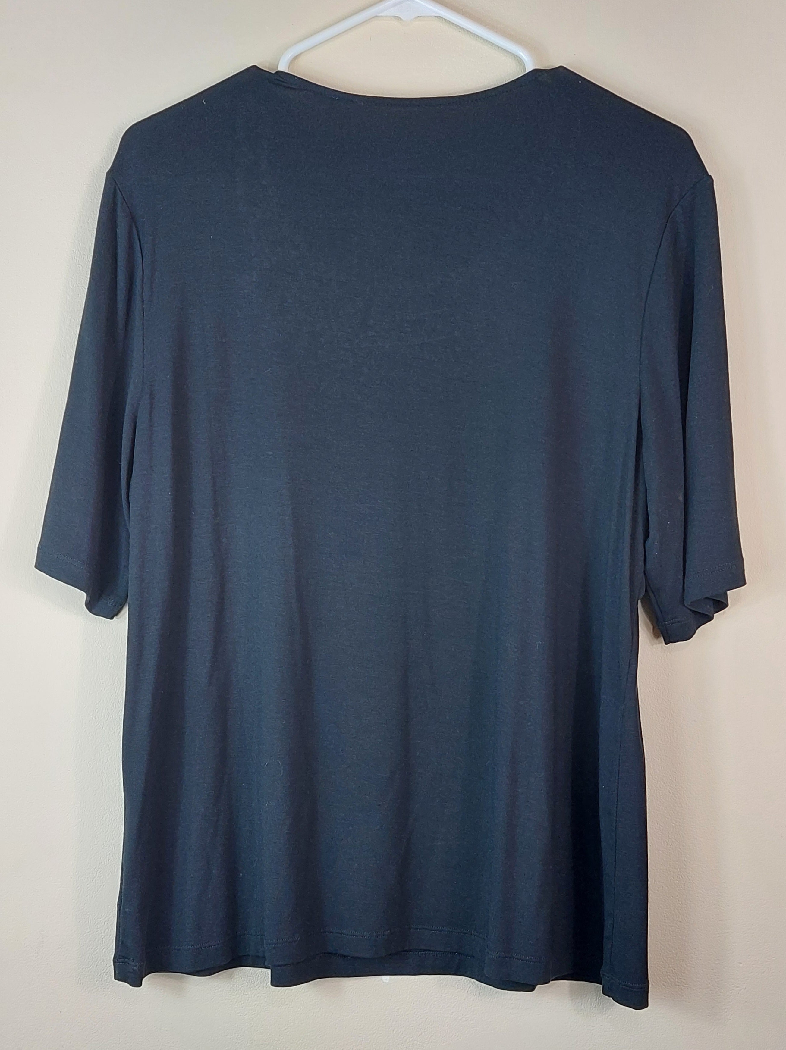 1 26 Chicos Black with Gold bead Embellishments Top Size 2
