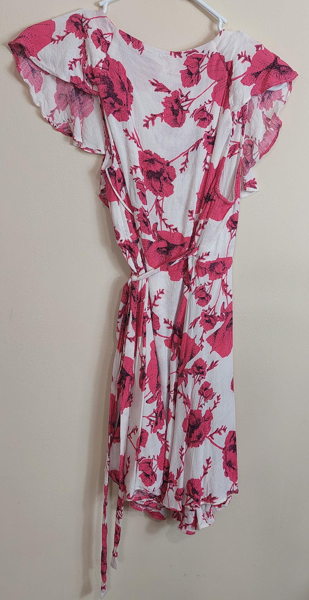 3 38 Free People XS Petite Wrap Dress White Pink Floral Print Flutter Sleeve High Low Hem Faux Wrap