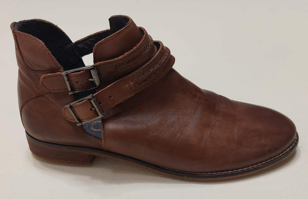 5 23 Nicole Miller Brown Leather Ankle Boots Double Buckle Size 6
