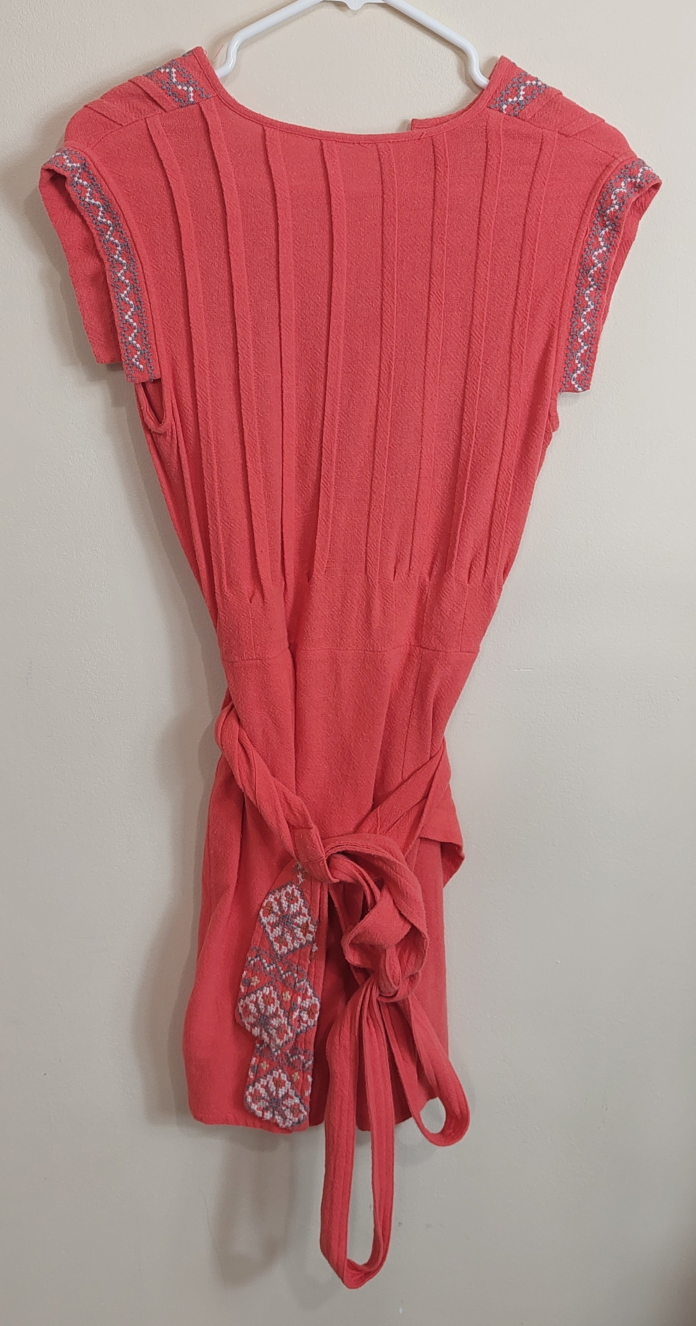 3 22 Free People XS Petite wrap Dress soft pink floral print, flutter sleeves adjustable waist