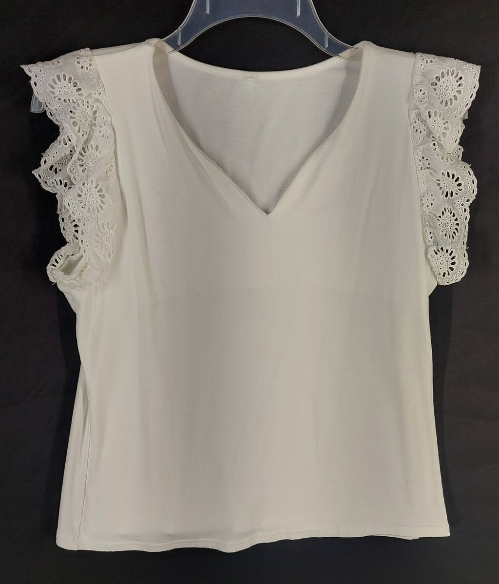 8-26 Unbranded Size L White Eyelet Ruffle Sleeve V Neck Top Blouse