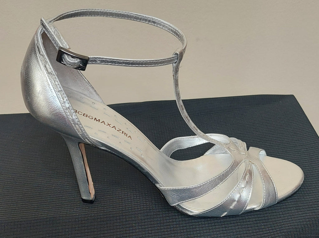 7 26 BCBGMAXAZRIA 8B Silver Leather T Strap Heels