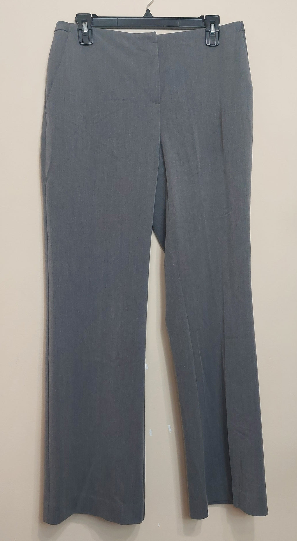 4 47 Chico's 0.5 Gray Wide Leg Dress Pants