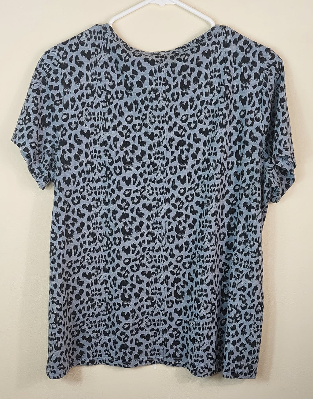 2 11 Banana Republic Malibu Tee Blue Black Size Medium