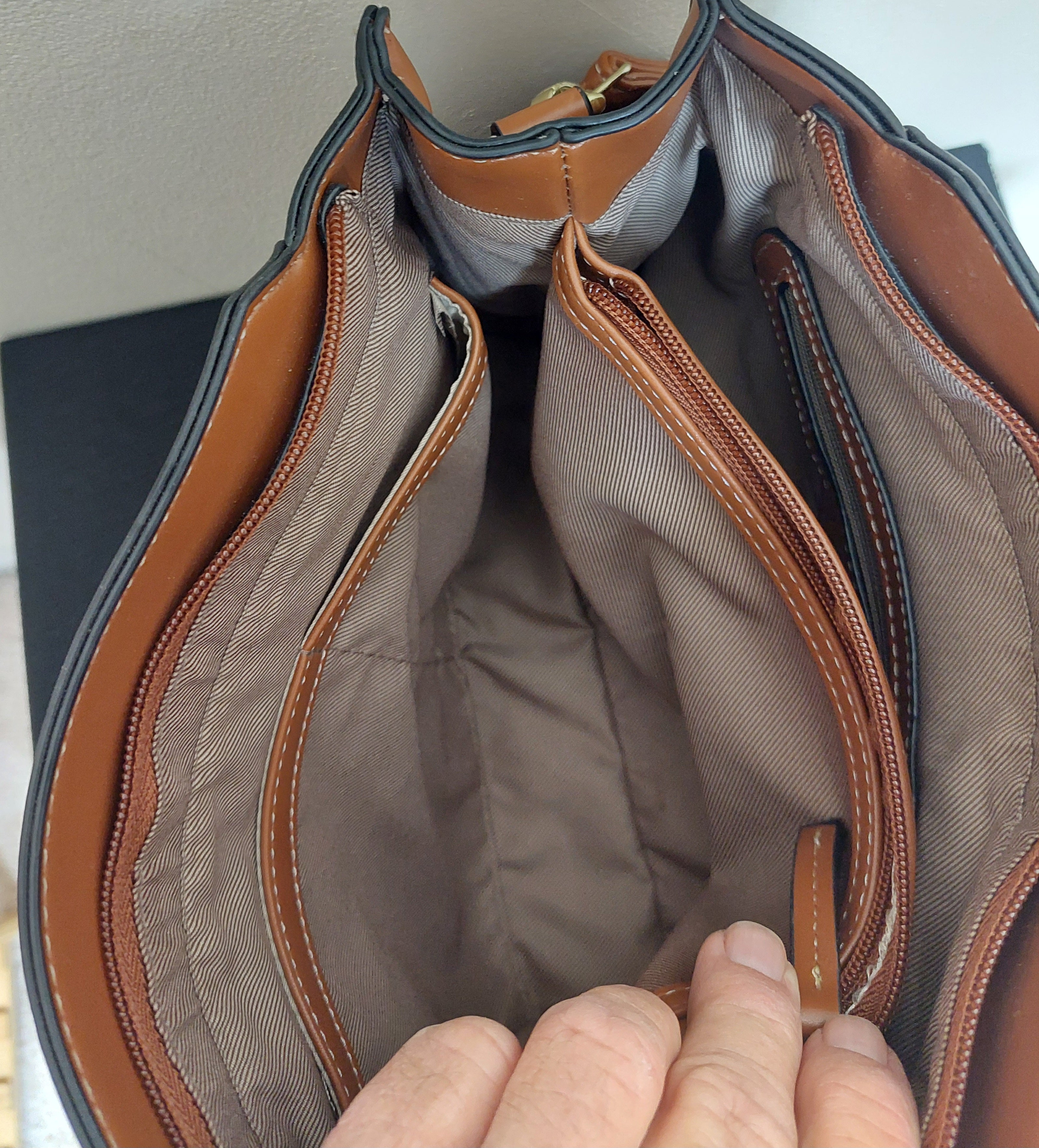 5 28 London Fog Paisley Print Satchel Crossbody Purse Tote Bag