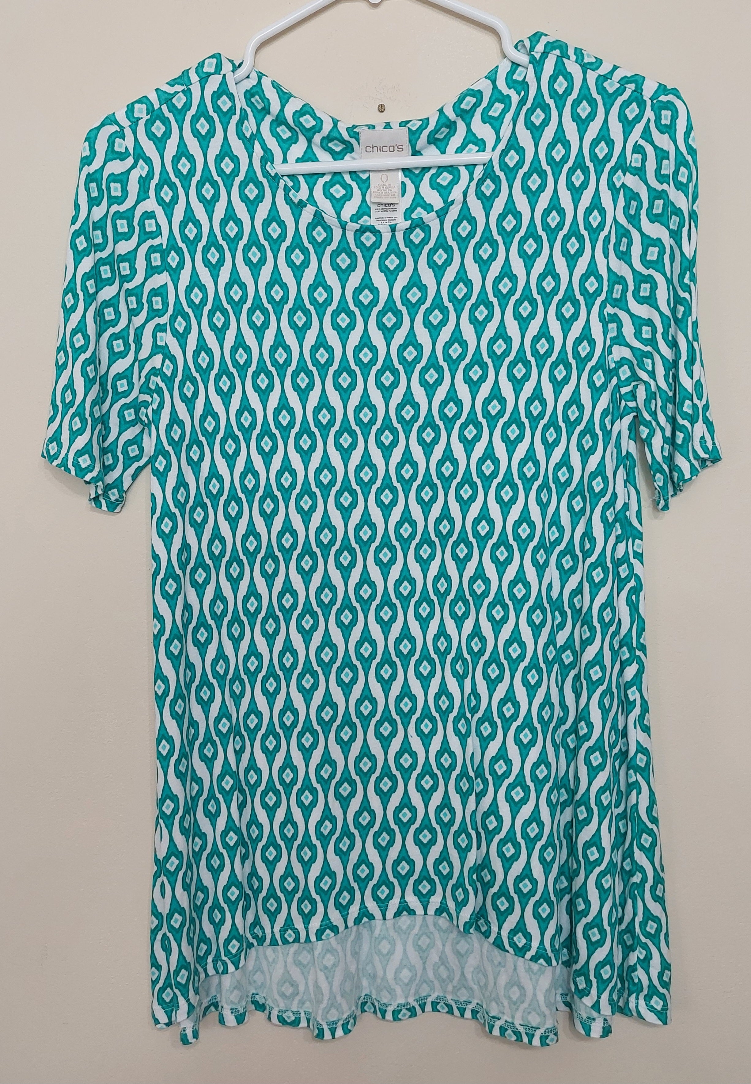 7 29 Chicos 0 Green White Print High Low Tunic Top