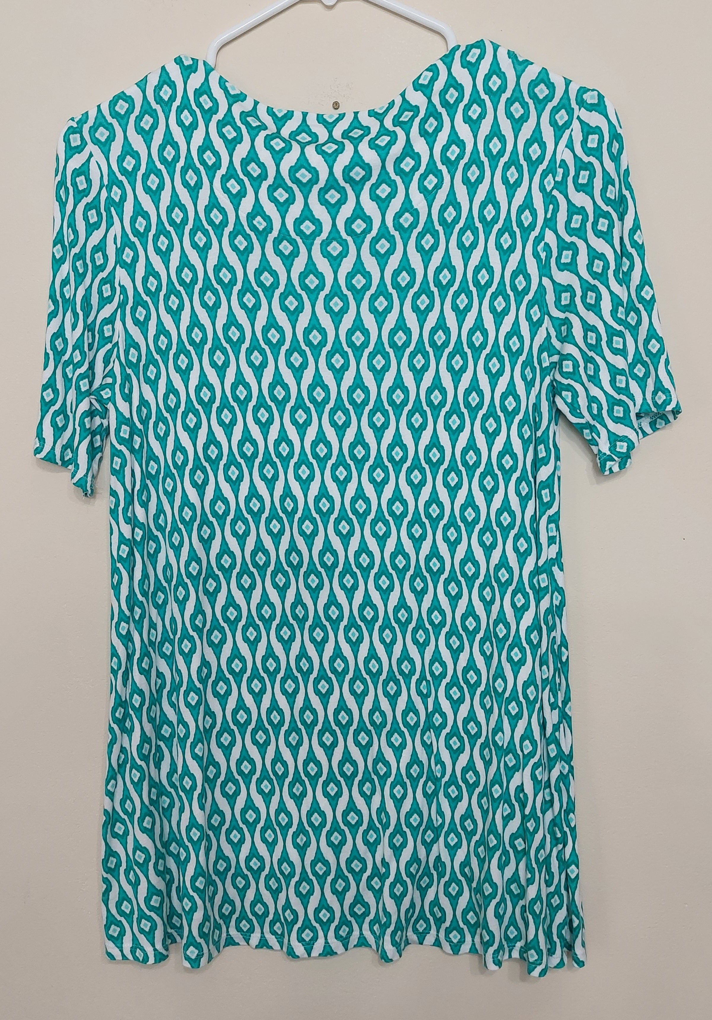 7 29 Chicos 0 Green White Print High Low Tunic Top