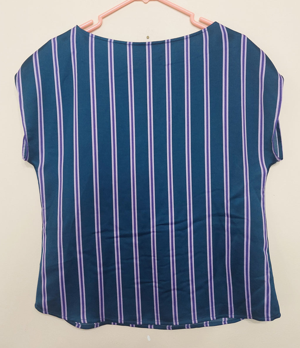 7 02 Banana Republic Size S Blue Purple Striped Blouse