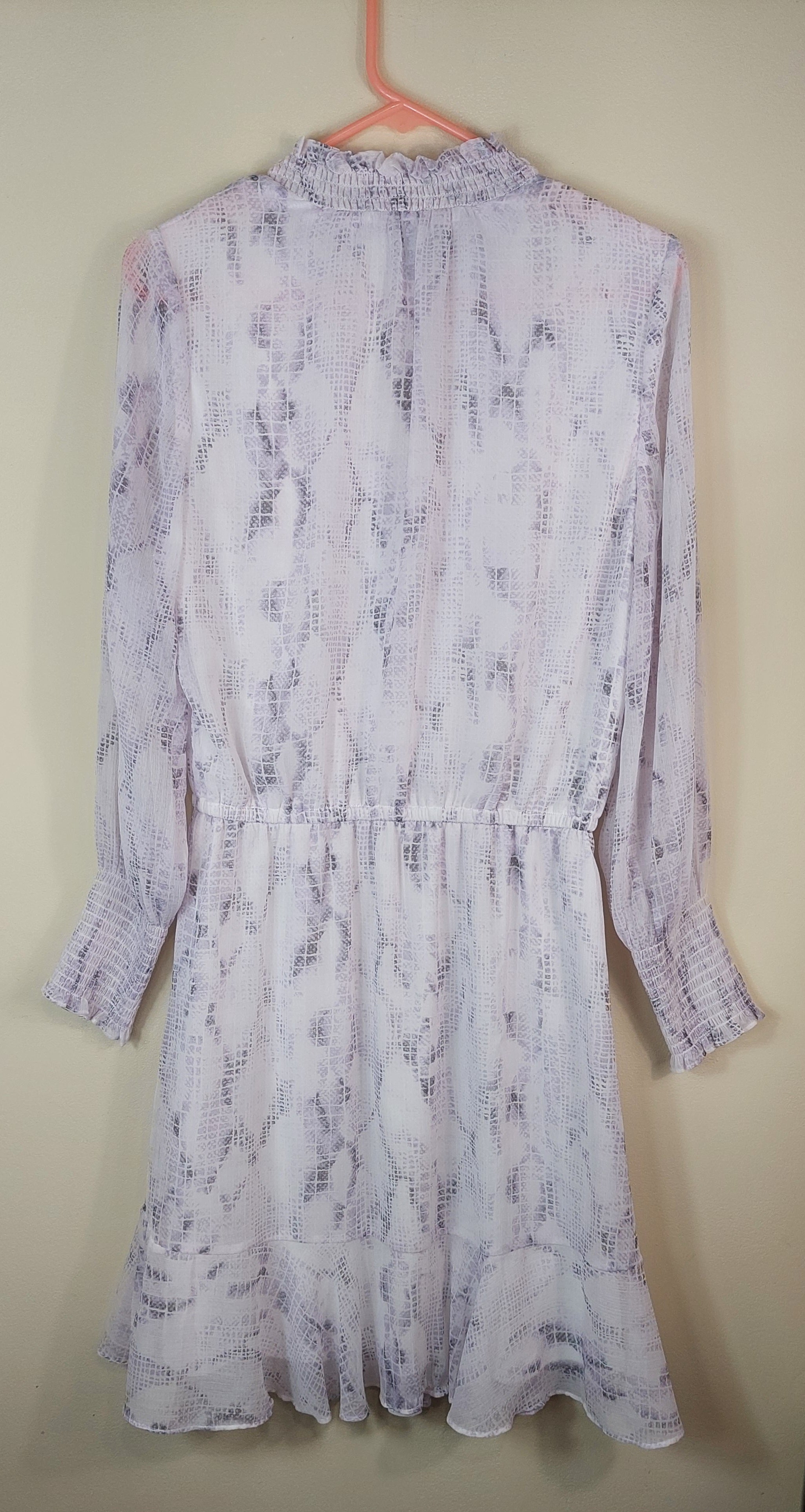 2 43 White House Black Market Dress Abstract print lavender Size 8