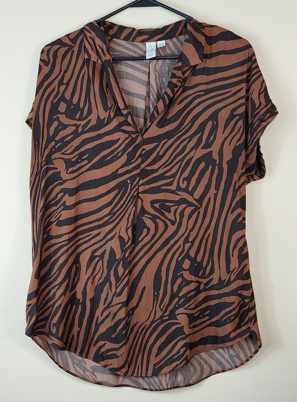 1 37 Joie Bronze Black Tiger Print Blouse Size M