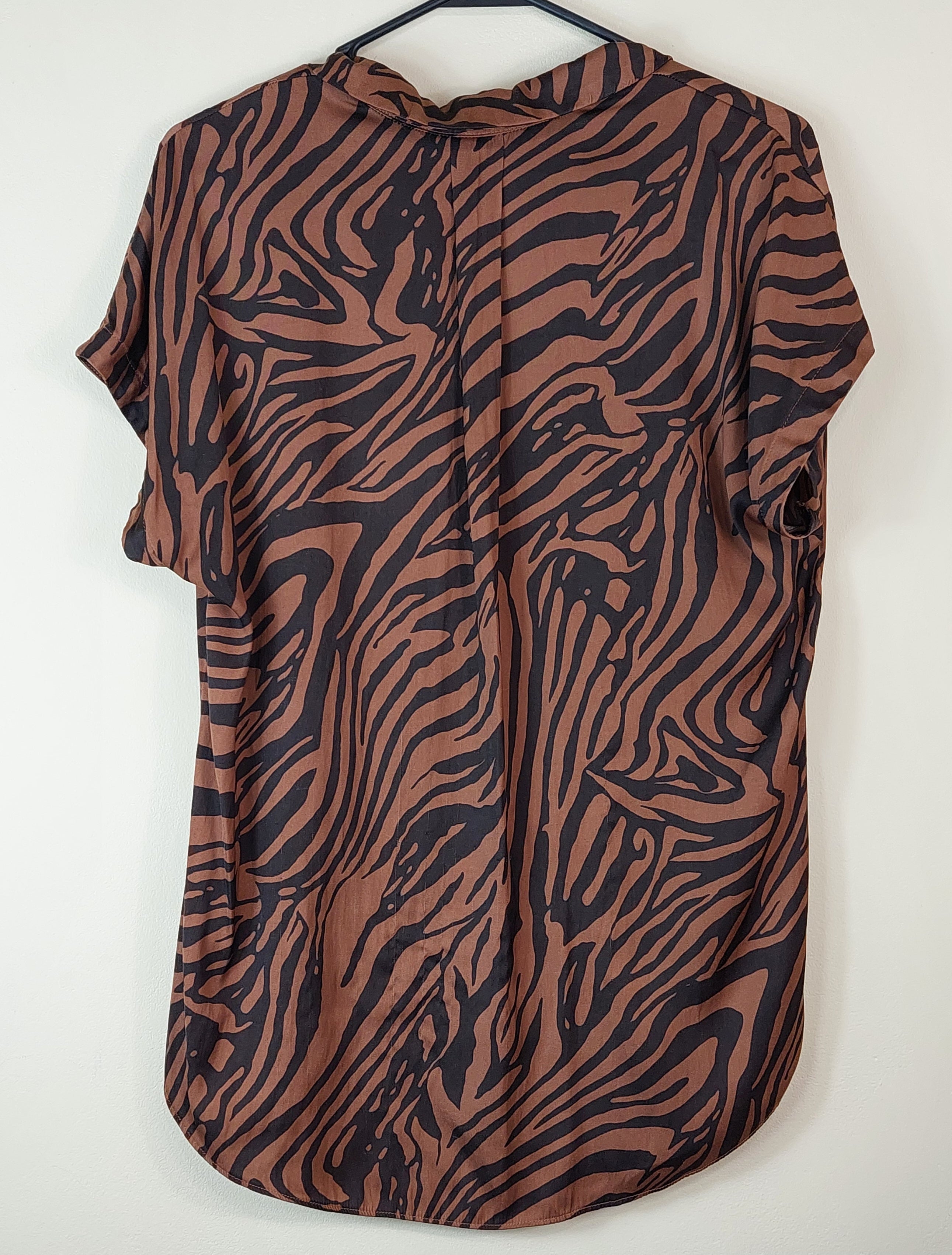 1 37 Joie Bronze Black Tiger Print Blouse Size M