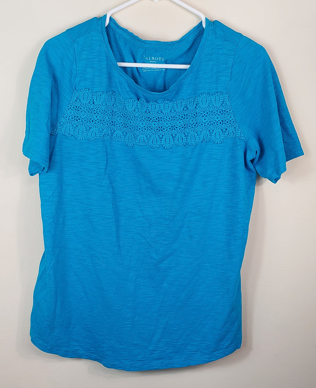 2 18 Talbots Lace trim Tee Blue Size 16-18