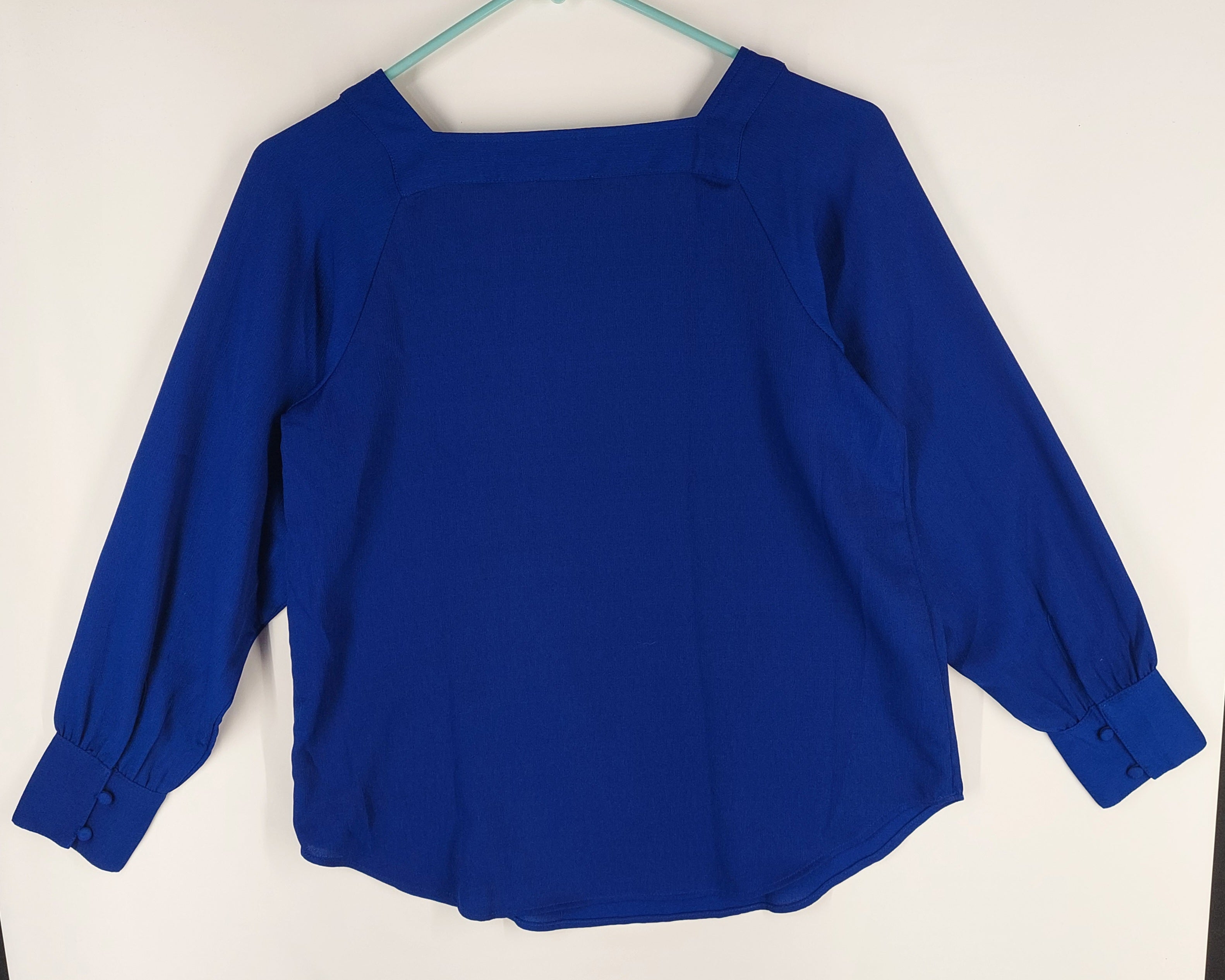 9-33 Ann Taylor Factory Petite Size XSP Blue Square Neck Long Sleeve Blouse