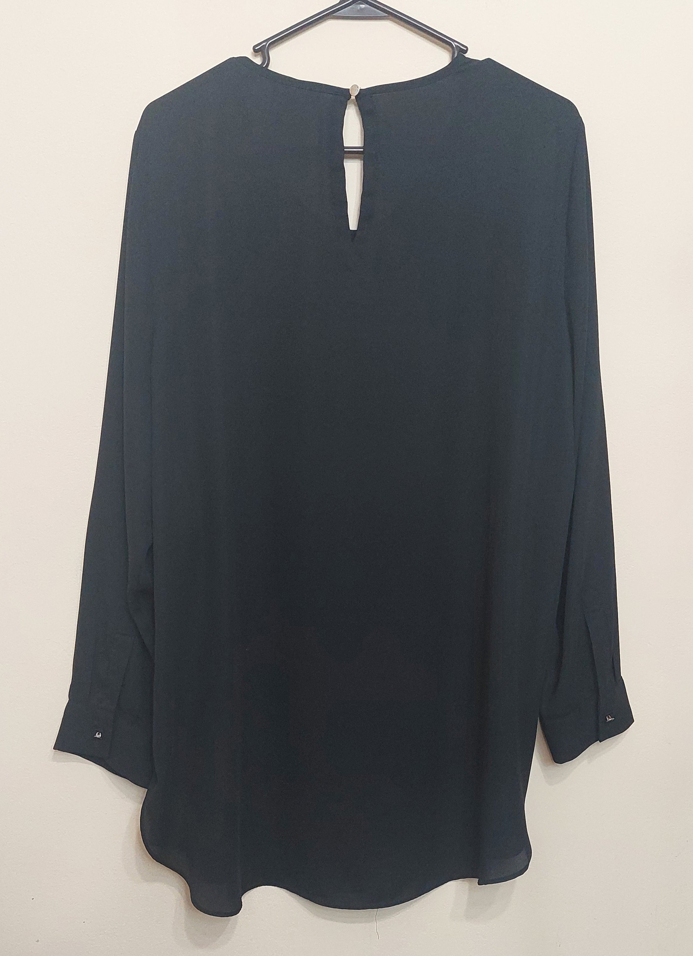 4 22 Vince Camuto XL Keyhole Neck Long Sleeve Blouse Black