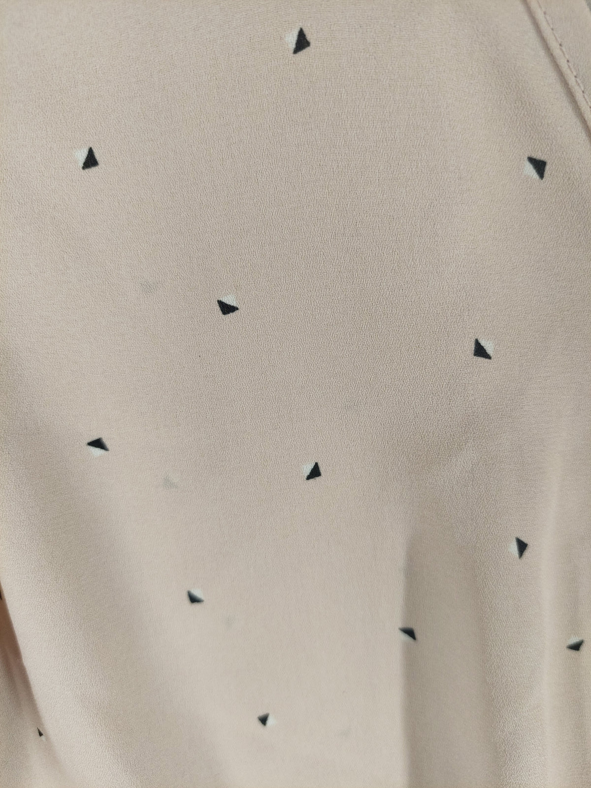 8-36 Unbrand Large Blush Pink Black Print Tie Front Button Flutter Sleeve Blouse