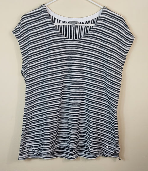 2 13 Talbots Cap Sleeve Tee Horzl striped Charcoal white Size LP