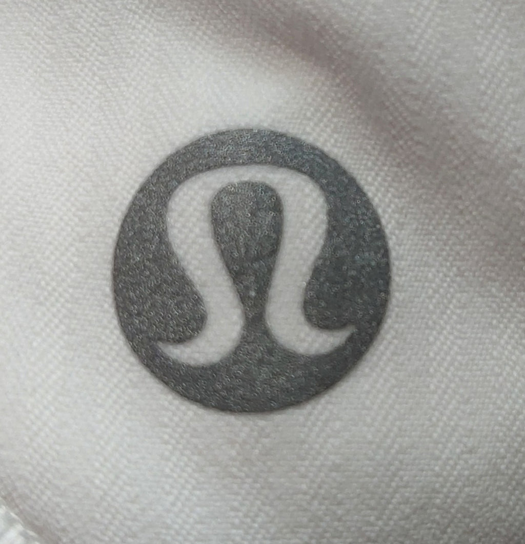 7 37 Lululemon Estimated Small White Running Shorts