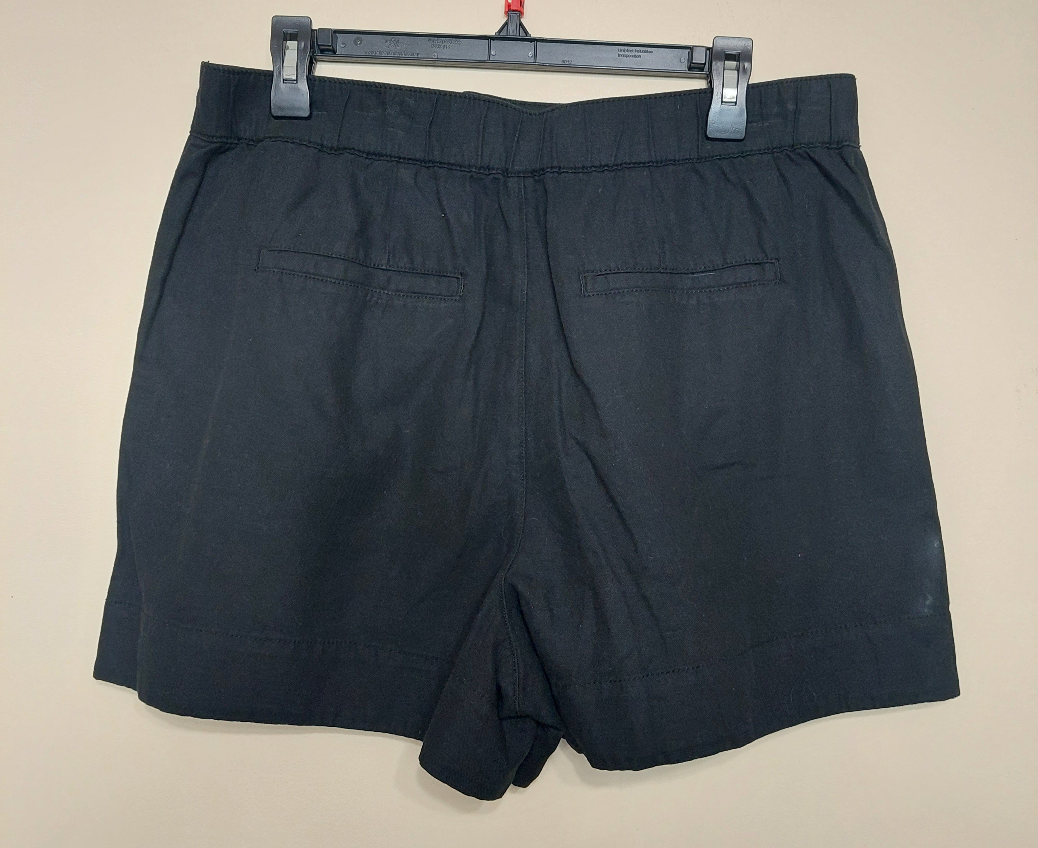 7 38 Joie Medium Black Linen Blend Shorts