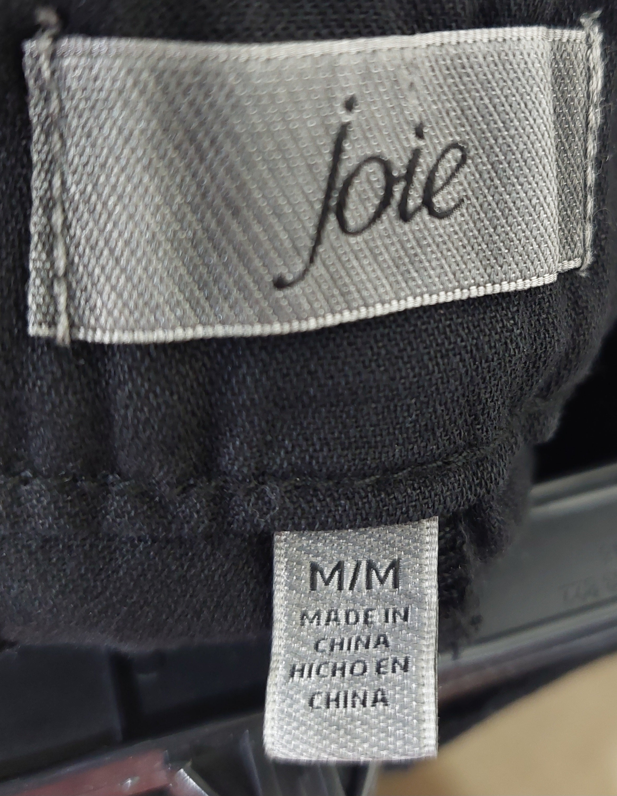 7 38 Joie Medium Black Linen Blend Shorts