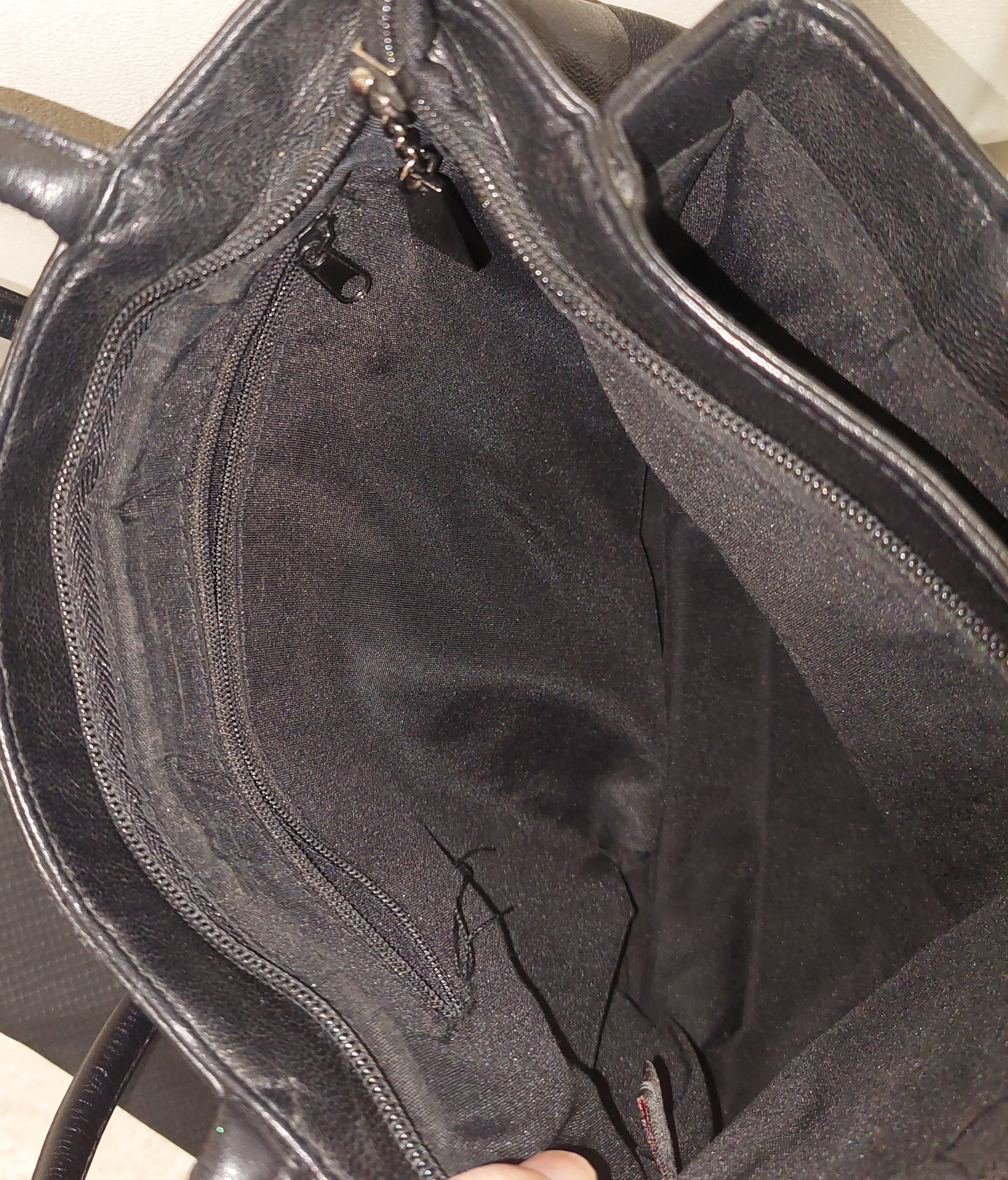 5 39 Pelle Studio Black Leather Shoulder Tote Bag