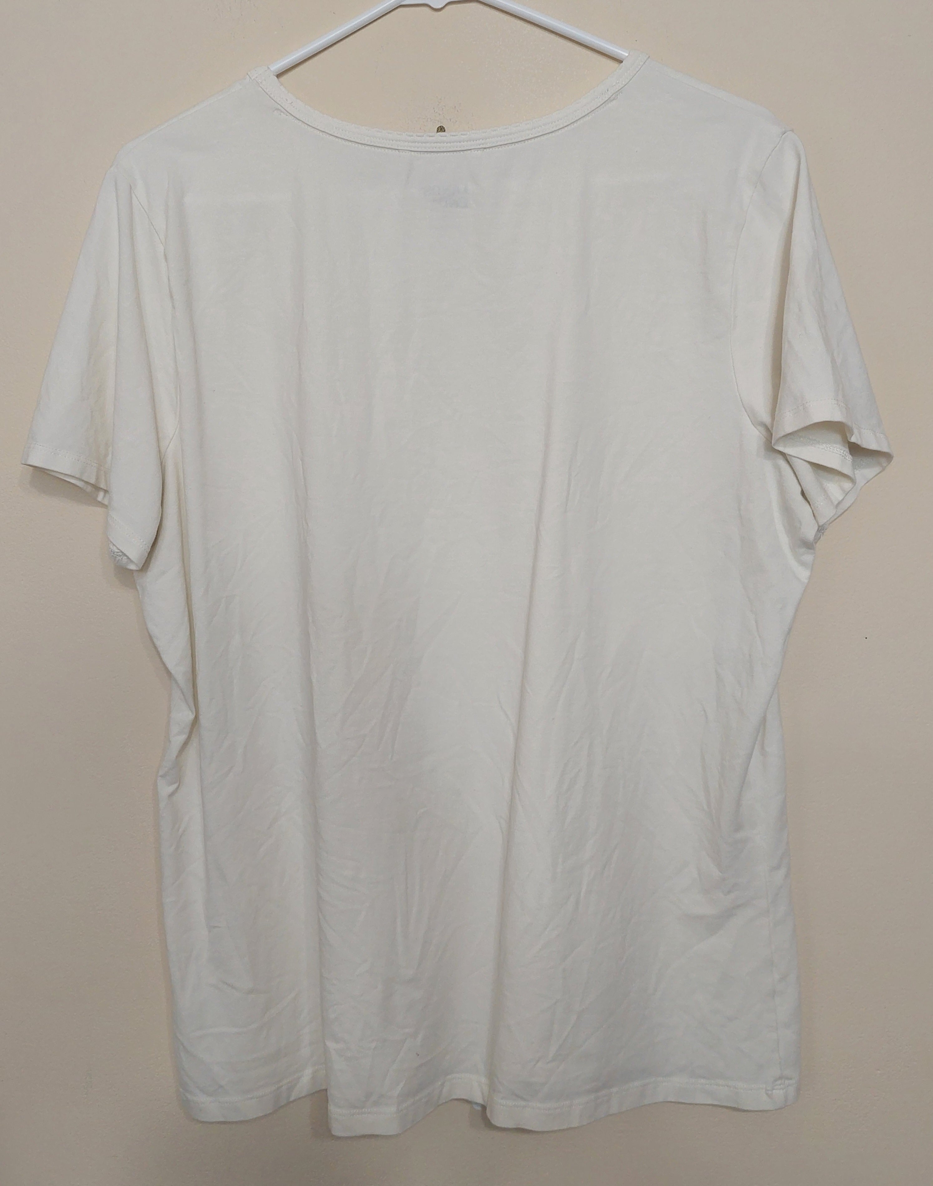 7 03 Lands End Size XL White Short Sleeve Tee