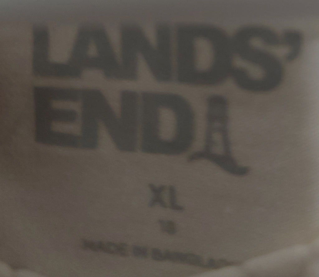 7 03 Lands End Size XL White Short Sleeve Tee